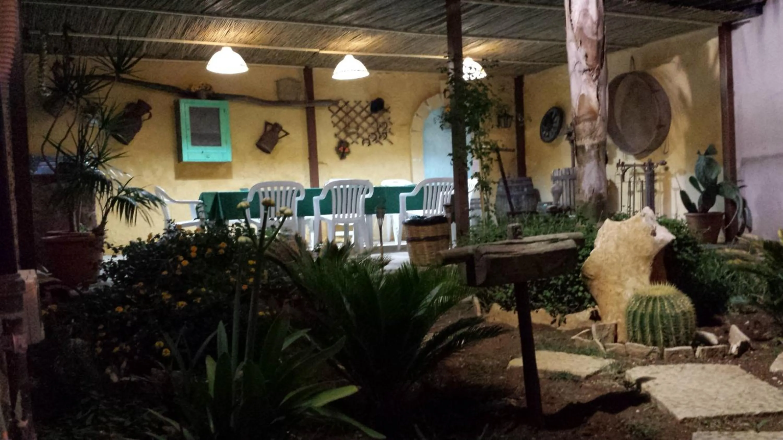 Restaurant/places to eat in La Pergola B&B