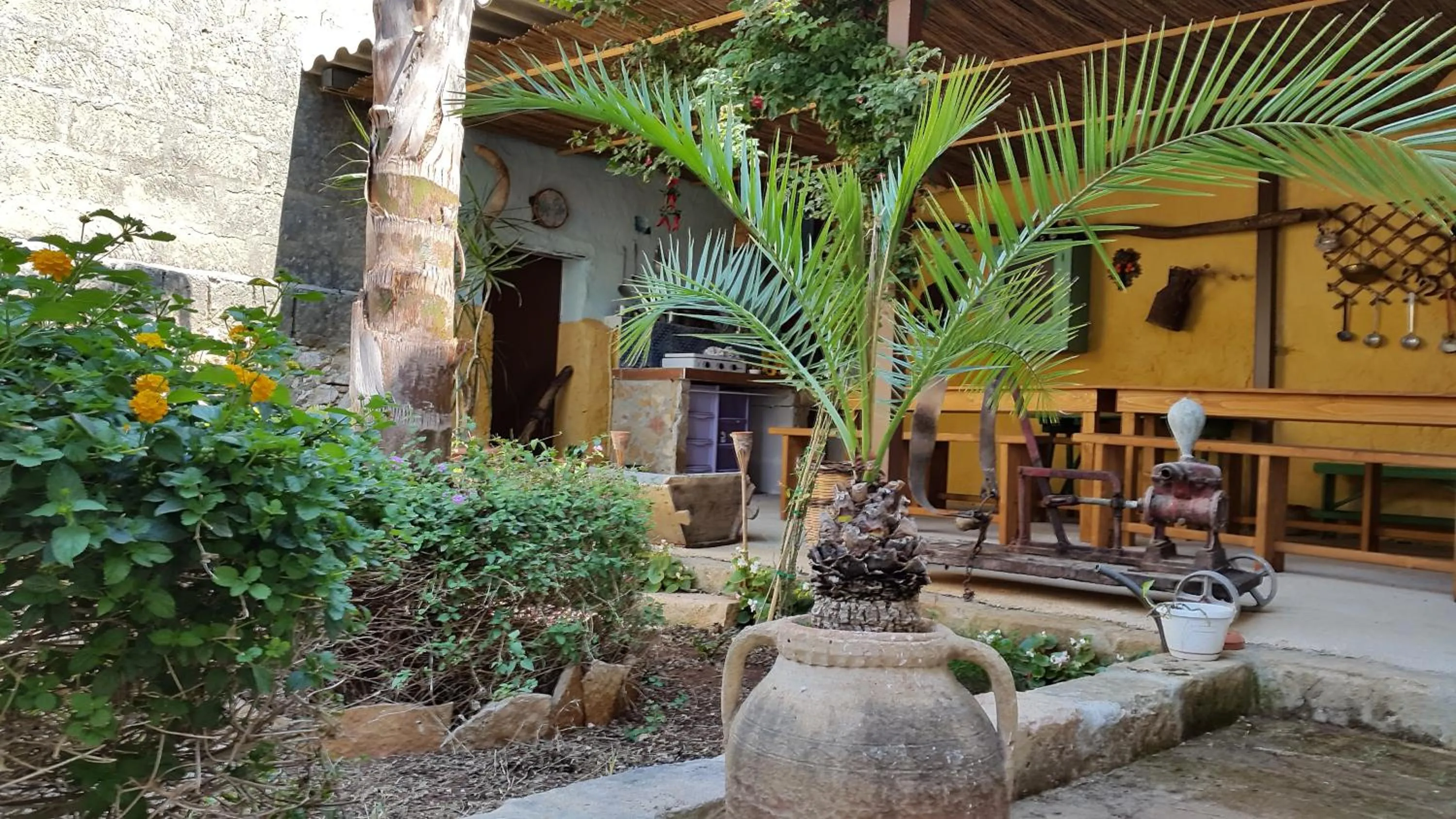 Decorative detail in La Pergola B&B