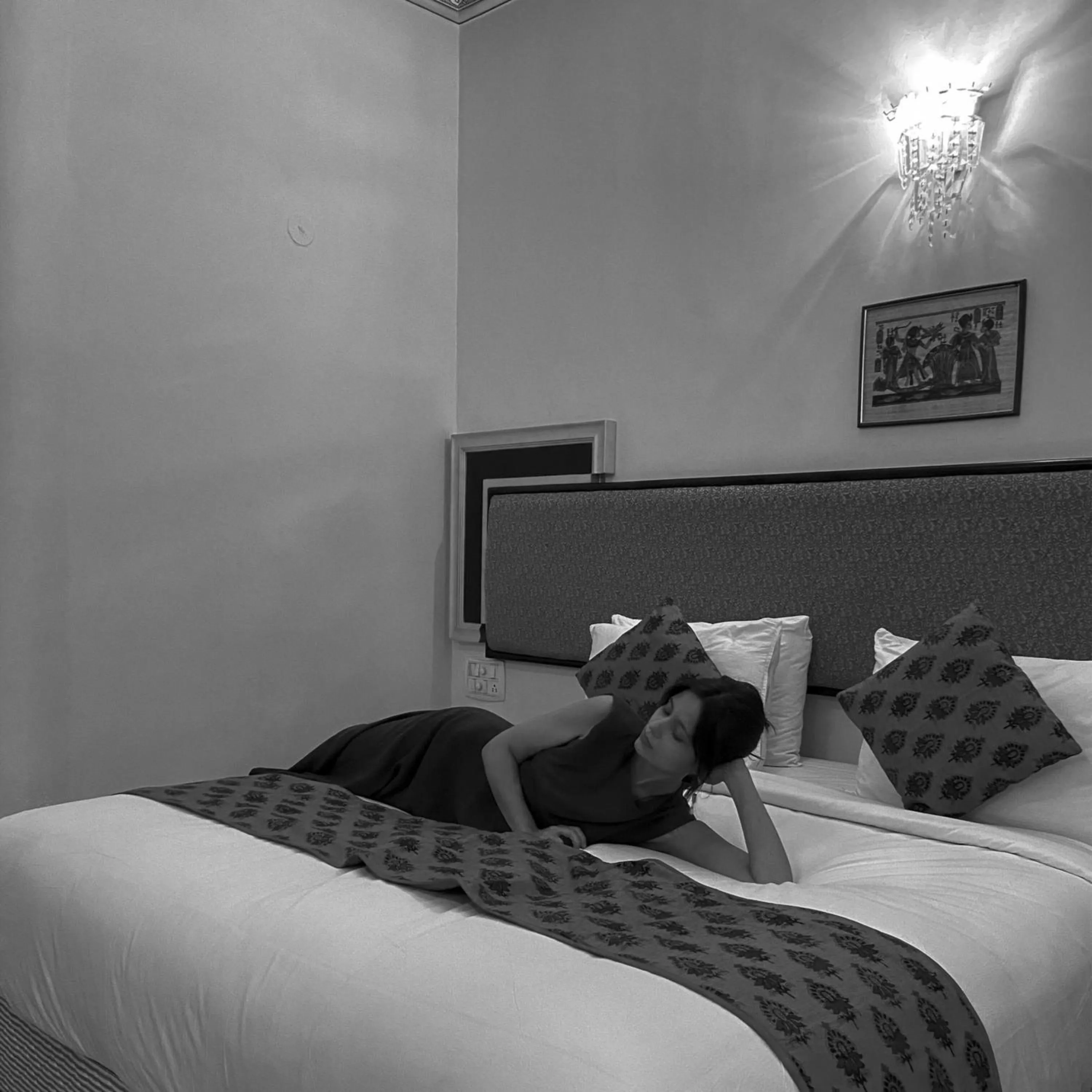 Bedroom, Bed in Vijayshree Resort, Hampi