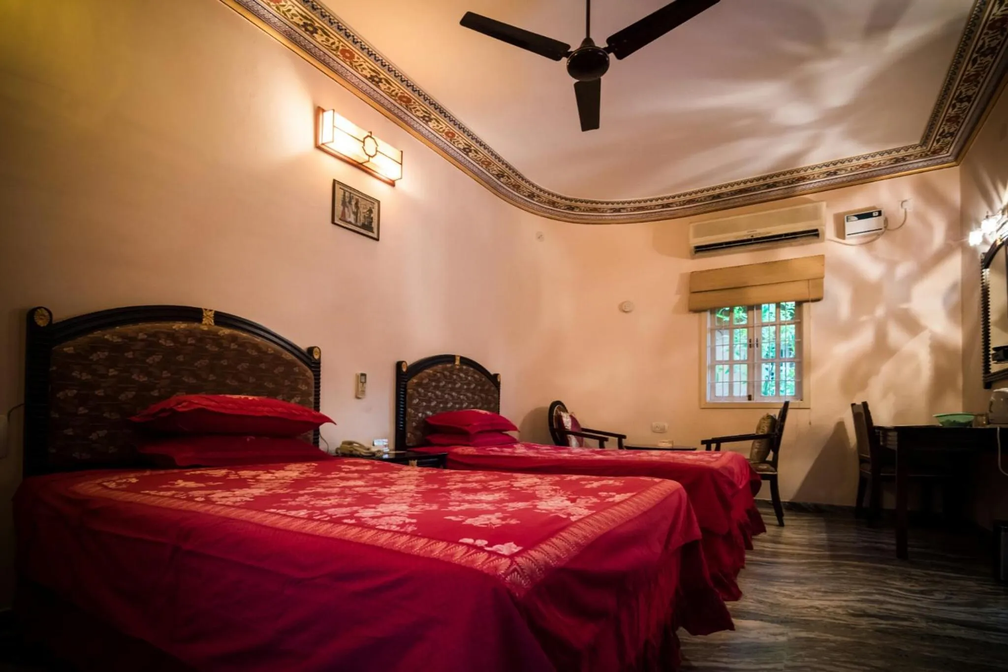 Bedroom, Bed in Vijayshree Resort, Hampi