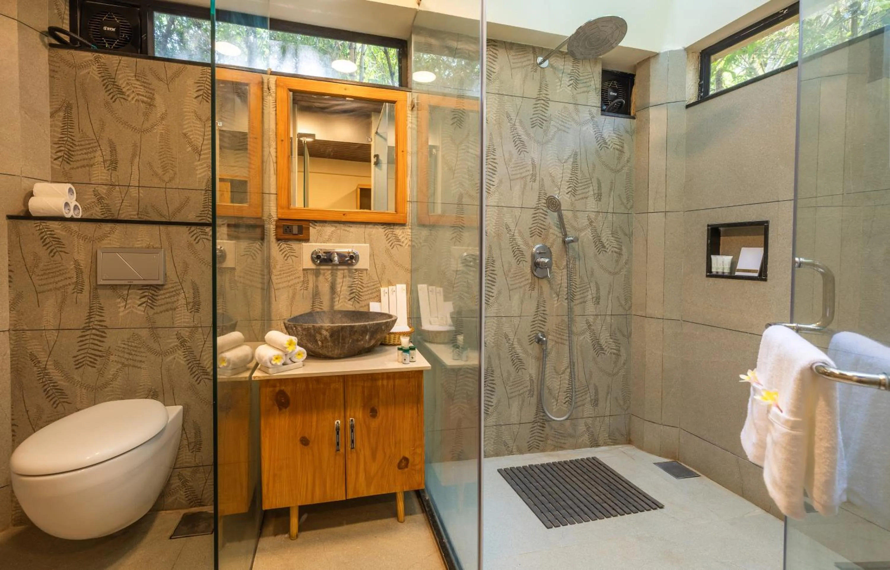 Bathroom in Vijayshree Resort, Hampi