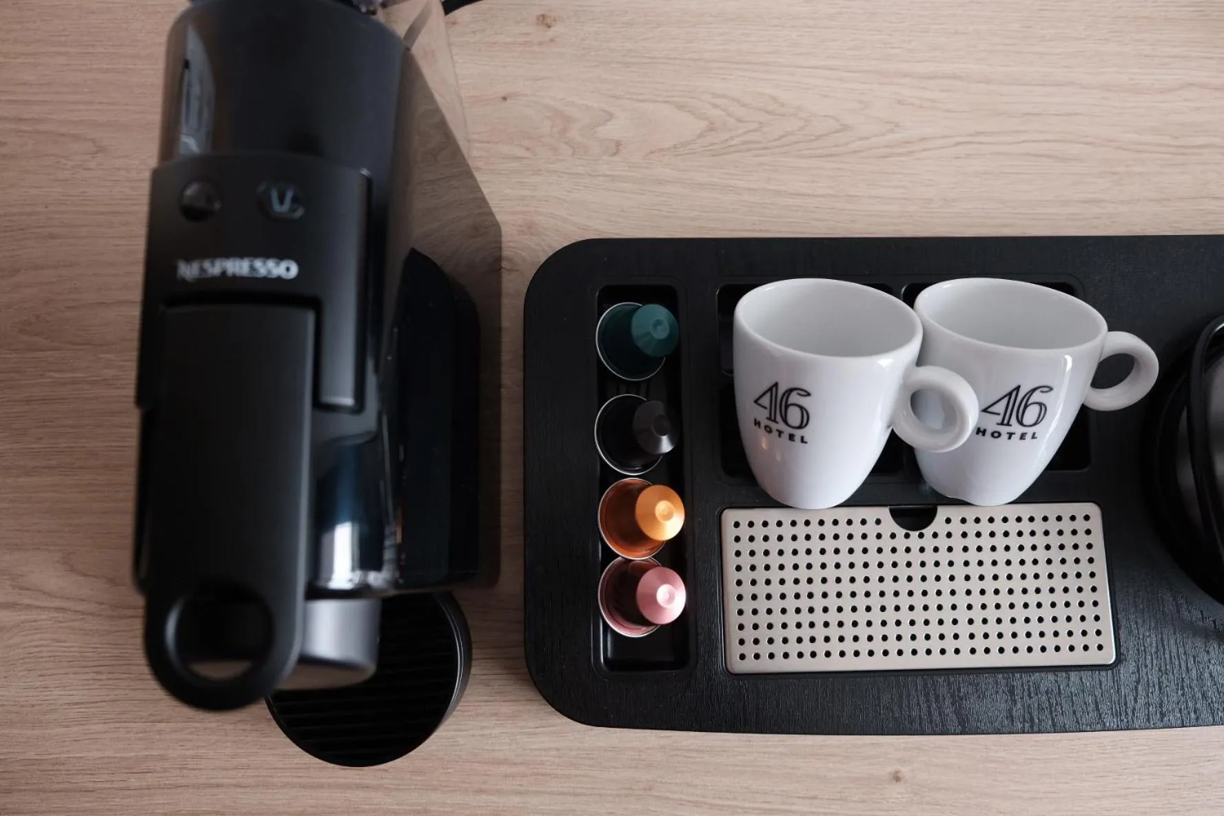 Coffee/tea facilities in Hotel 46