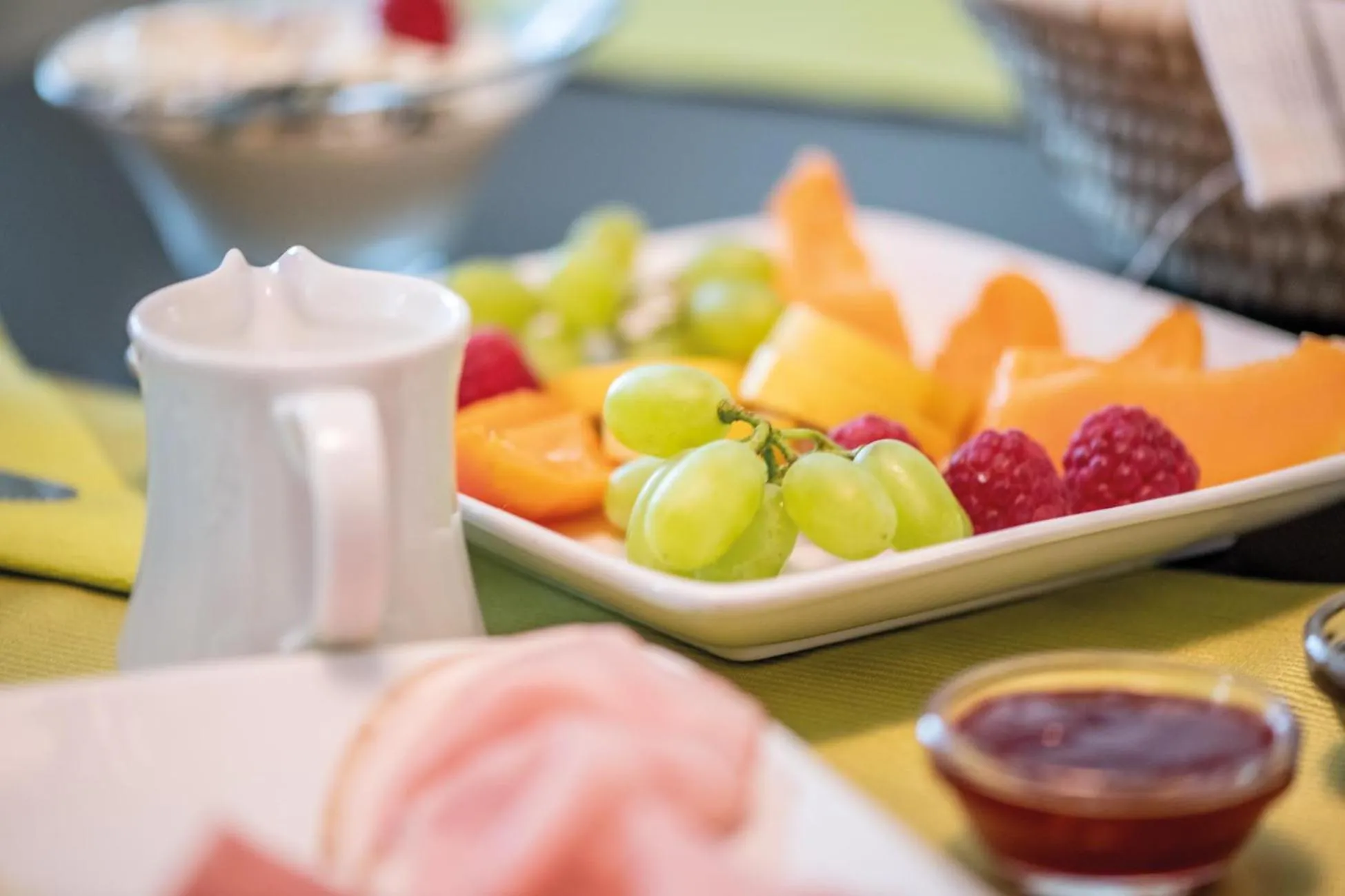 Breakfast in Hotel juenmi