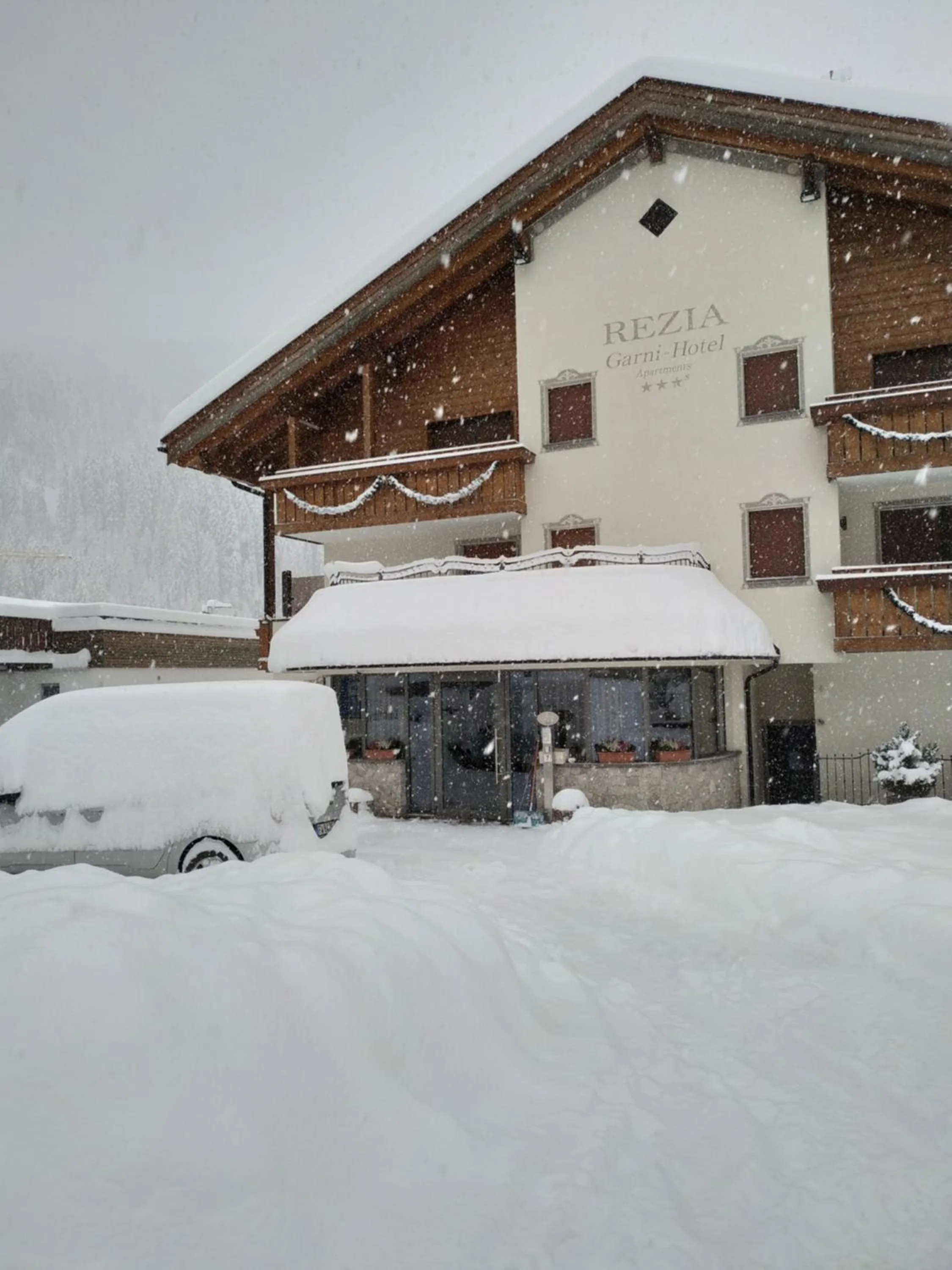 Winter in Garni Hotel Rezia