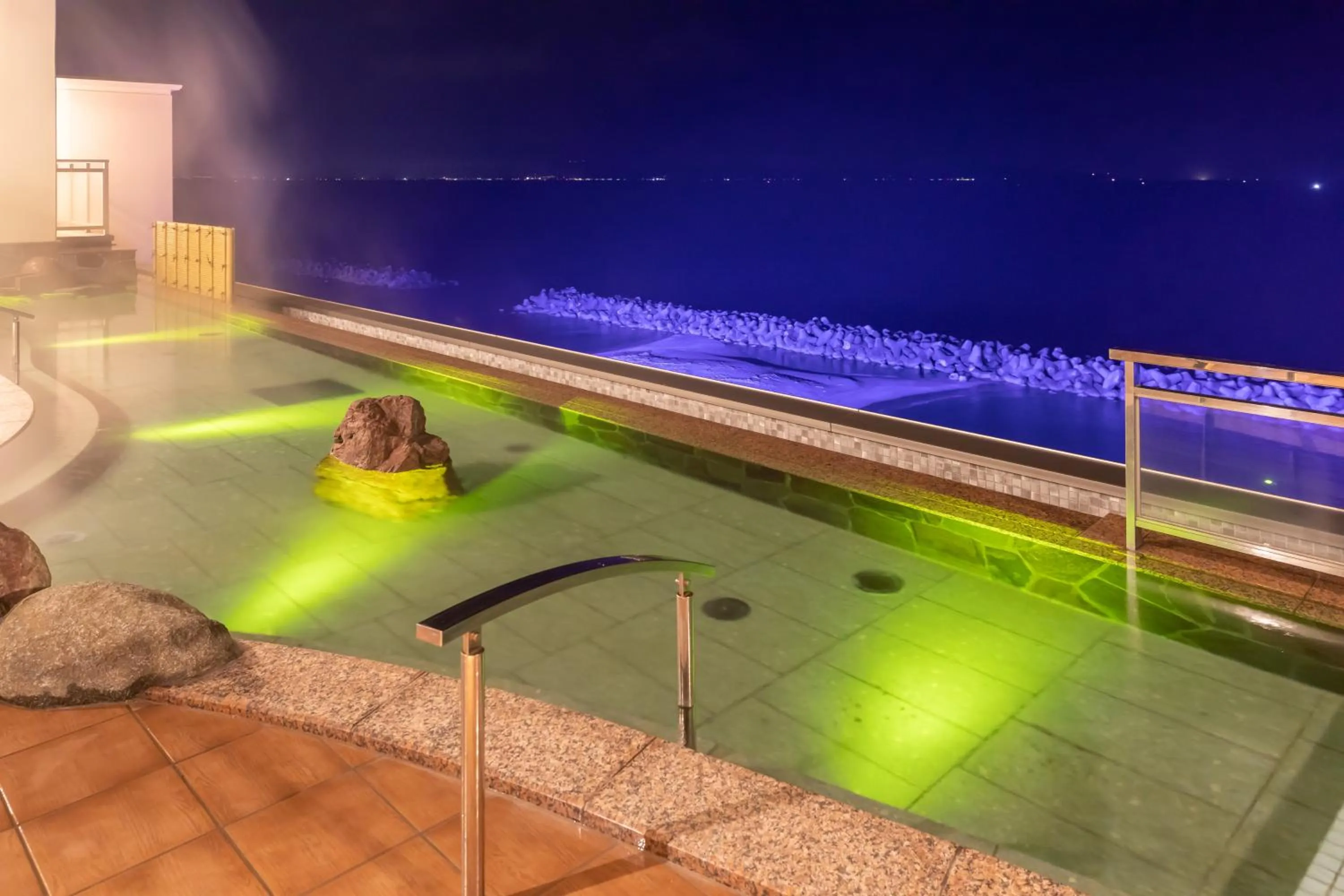 Hot Spring Bath in Kaike Yugetsu