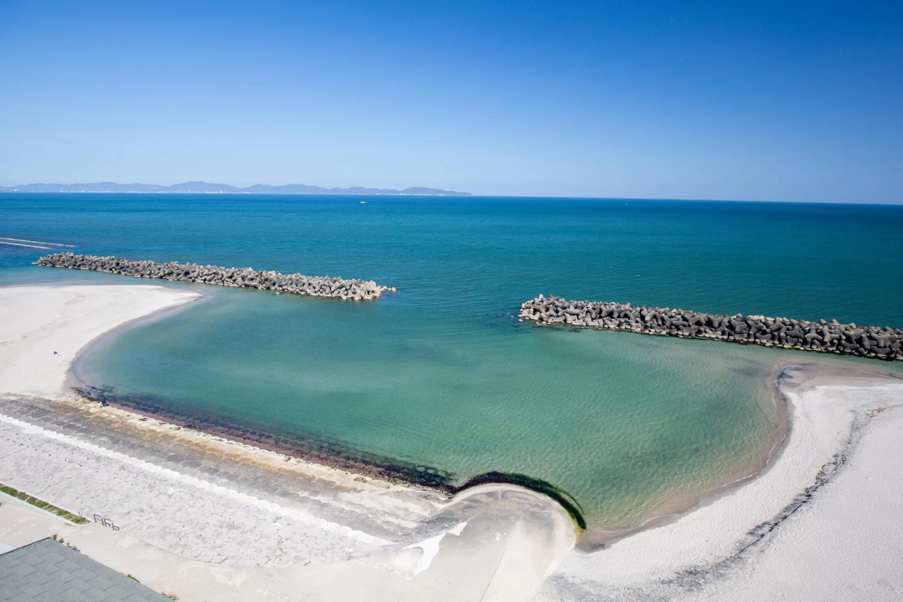 Beach in Kaike Yugetsu