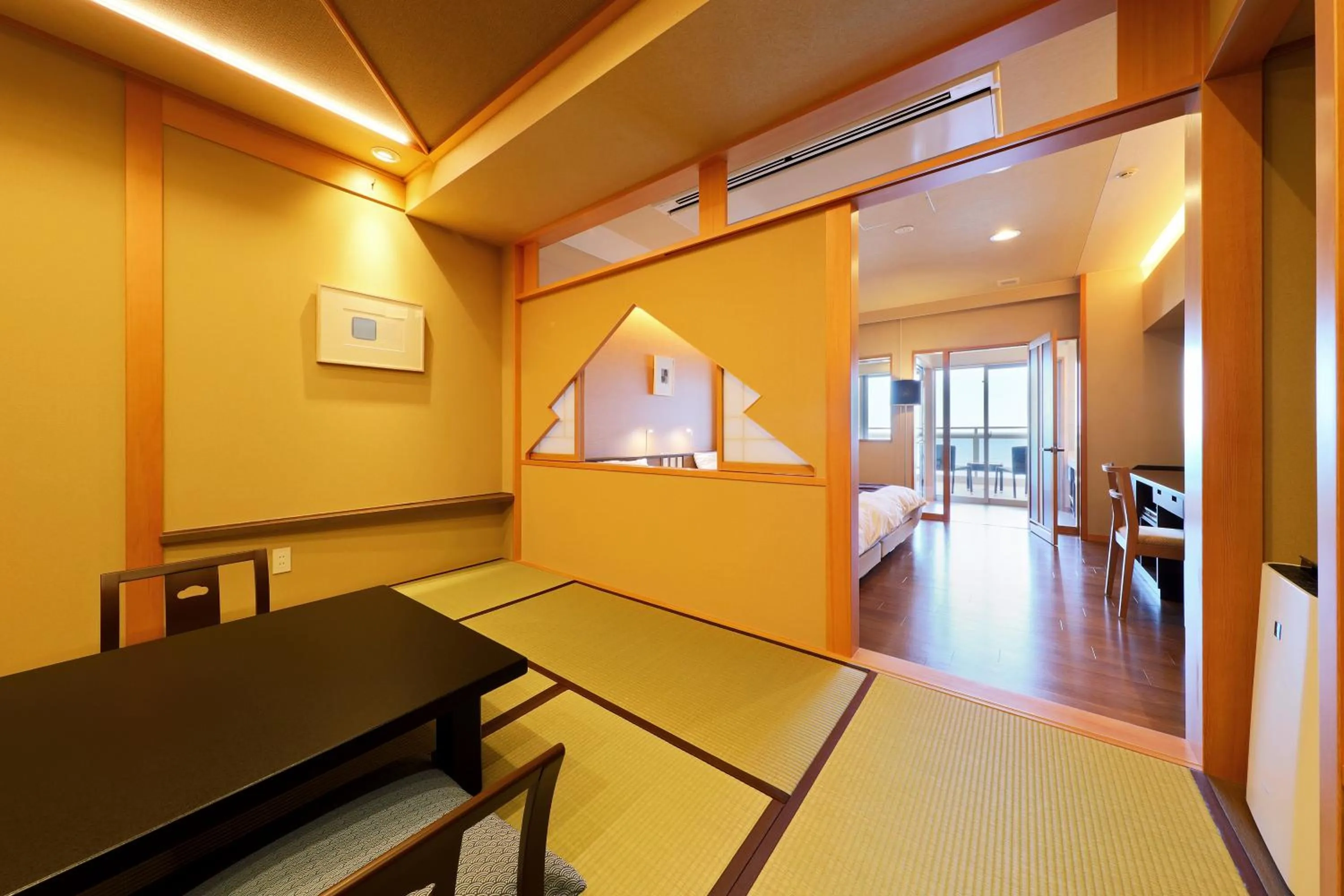 Living room in Kaike Yugetsu