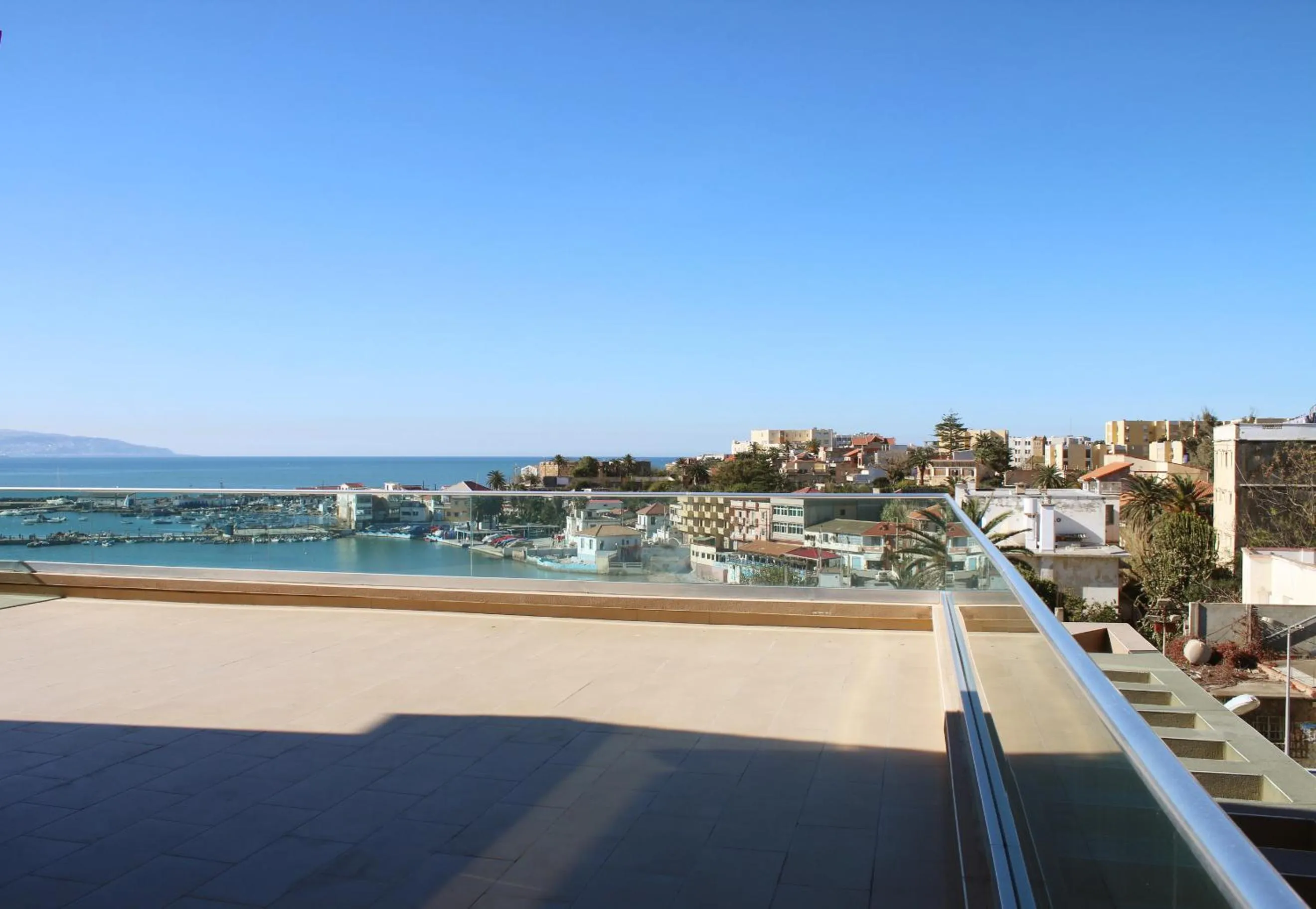 RESIDENCE TOURISTIQUE DU PORT