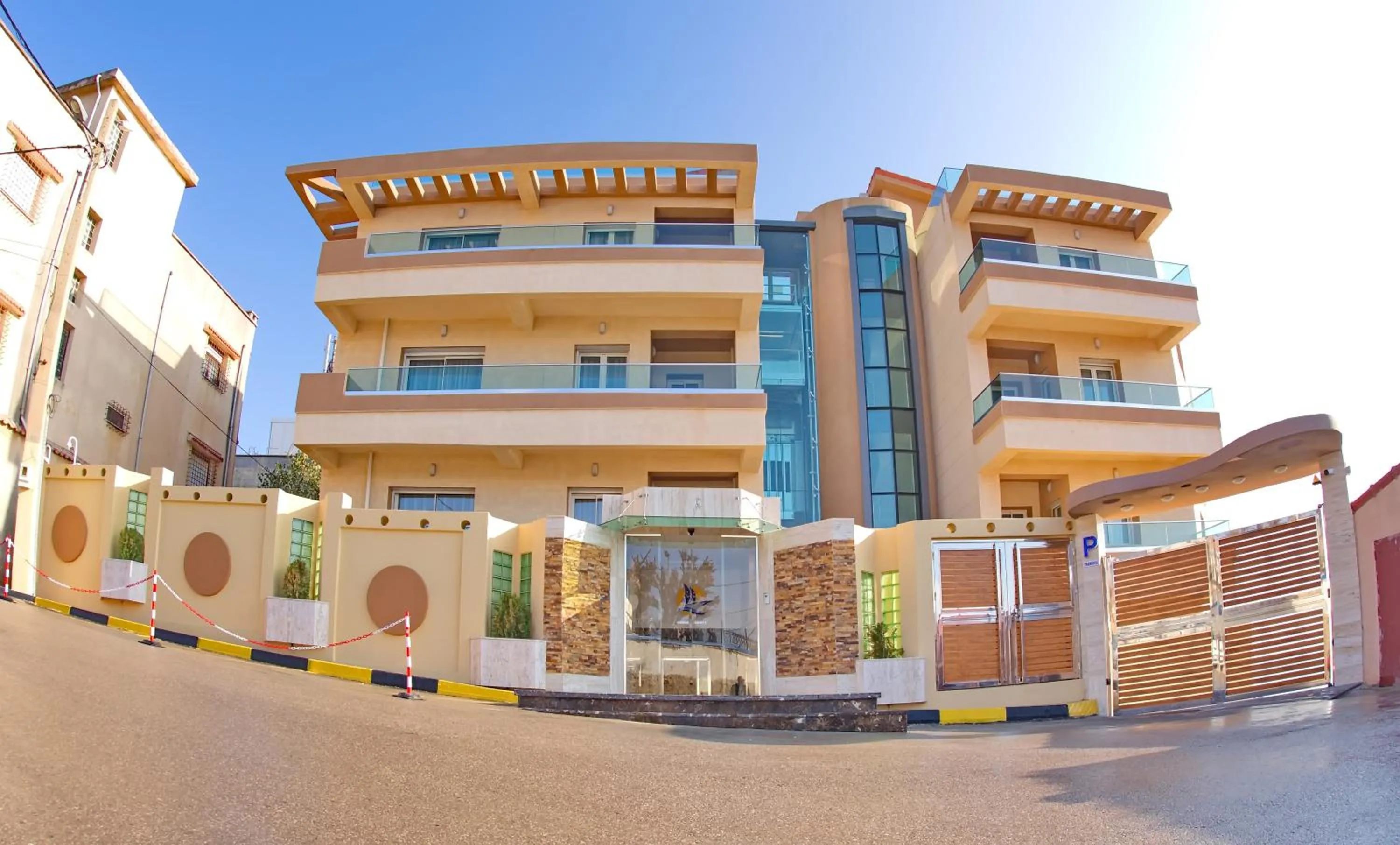 RESIDENCE TOURISTIQUE DU PORT
