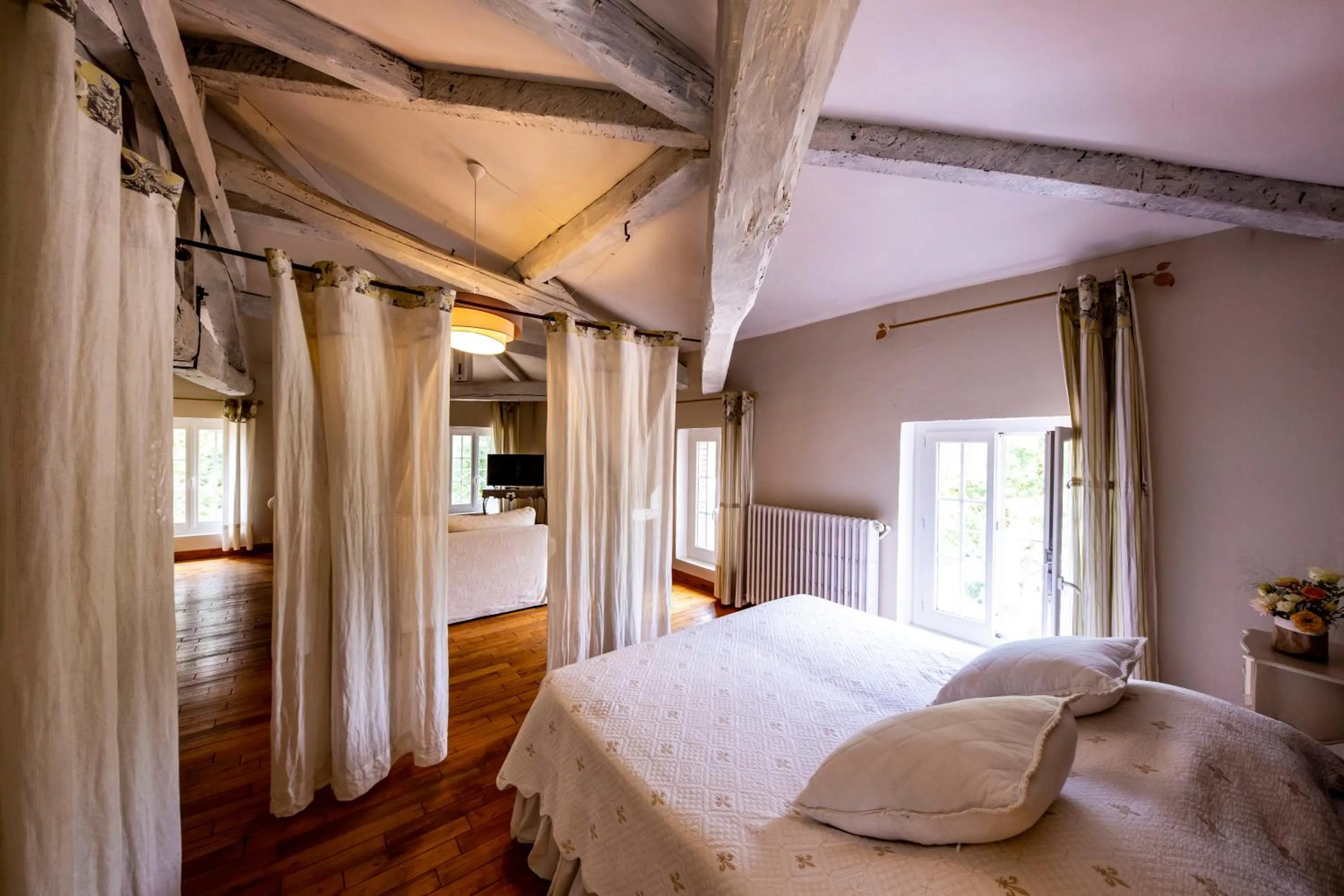 Bed in Le Moulin de Rudelle