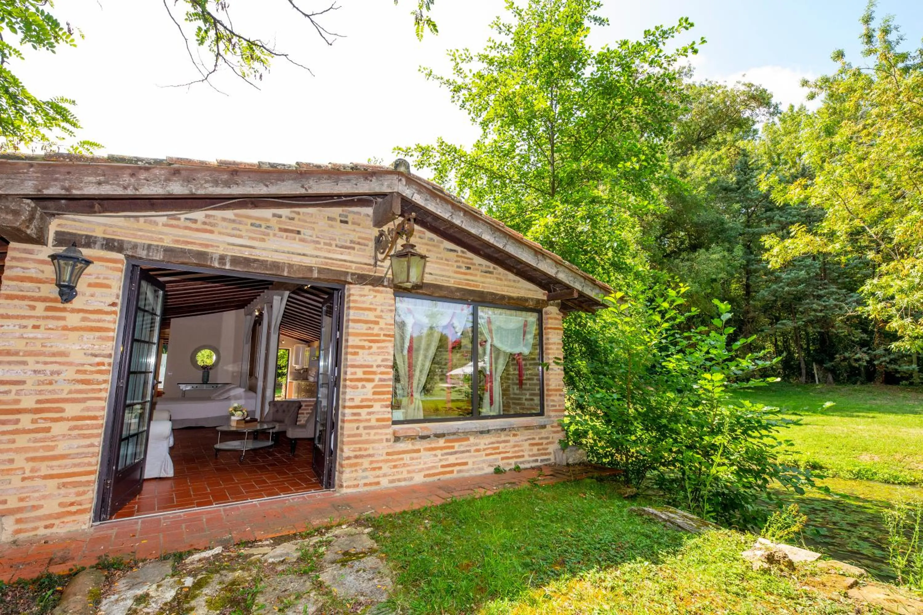 Patio in Le Moulin de Rudelle