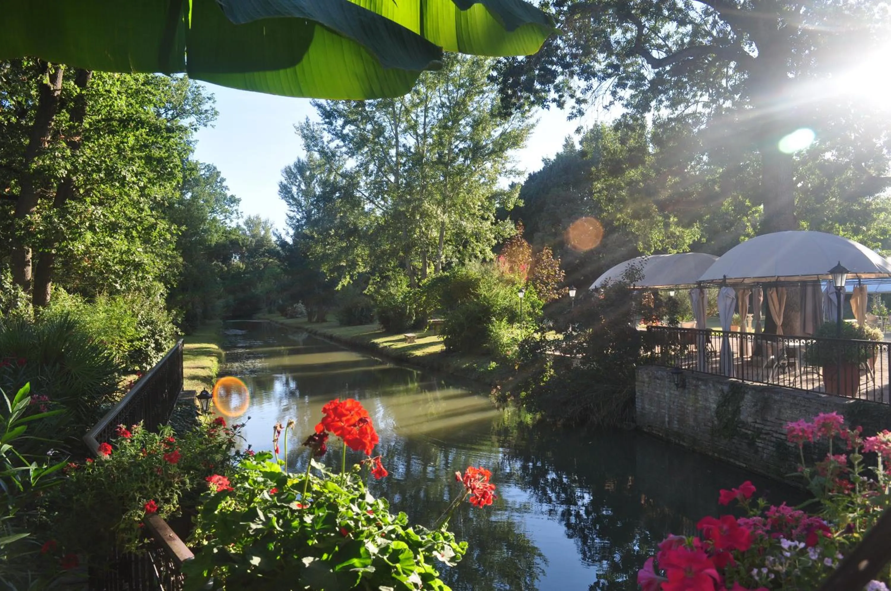 Garden view in Le Moulin de Rudelle