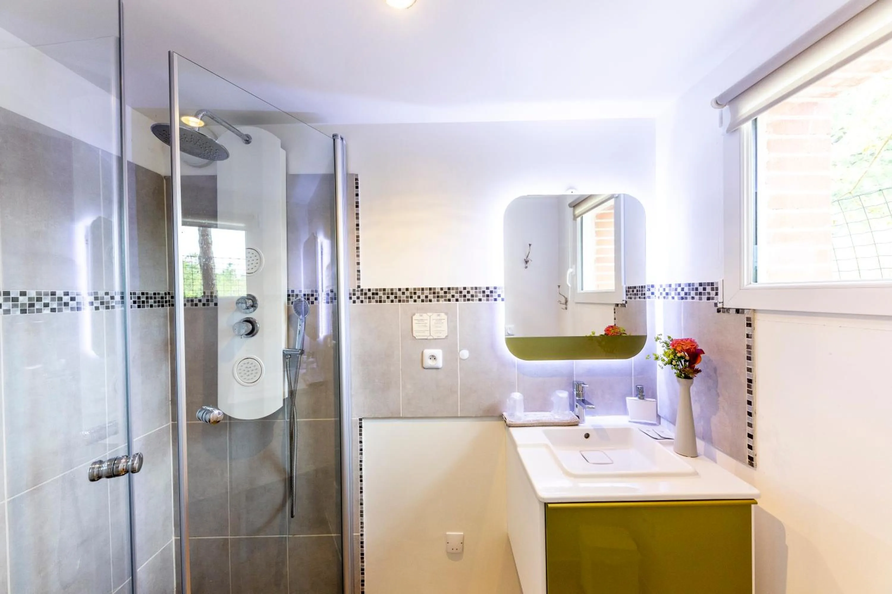 Bathroom in Le Moulin de Rudelle