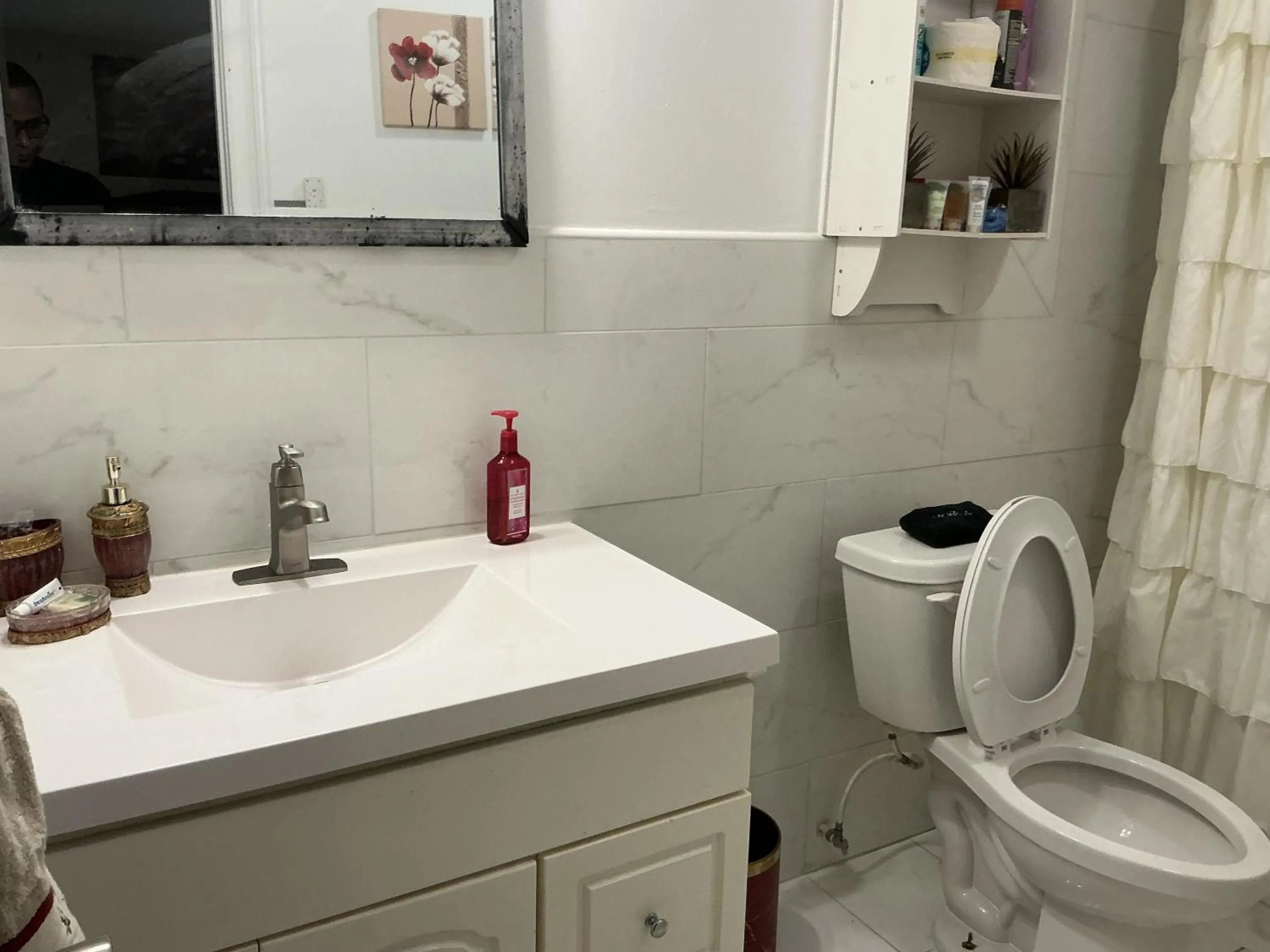 Bathroom in Jubilee Gardens Freeport