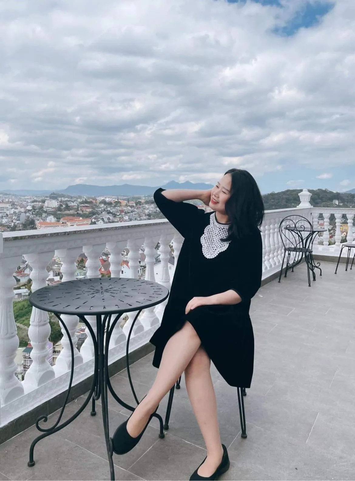 group of guests in New Life Hotel - Da Lat