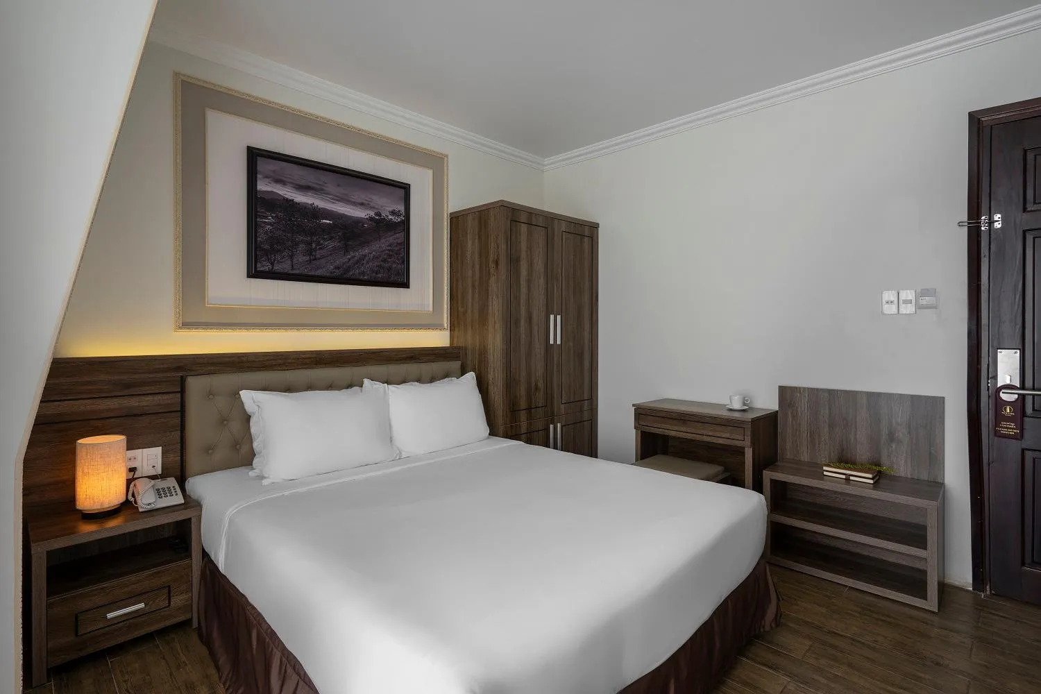 Bed in New Life Hotel - Da Lat