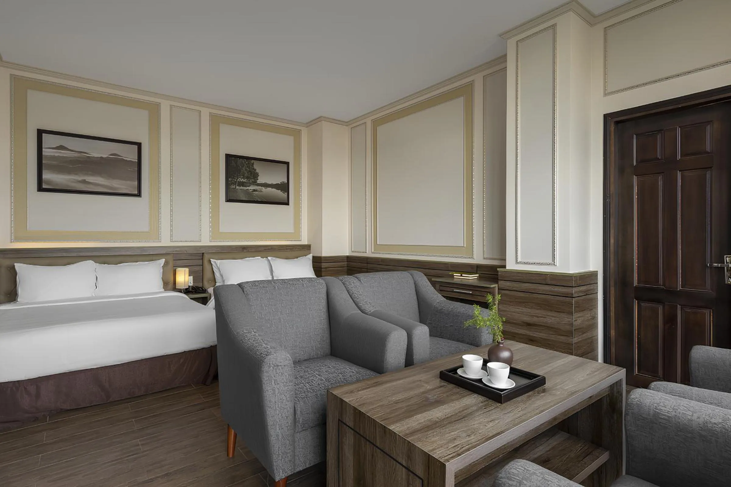 Photo of the whole room, Bed in New Life Hotel - Da Lat