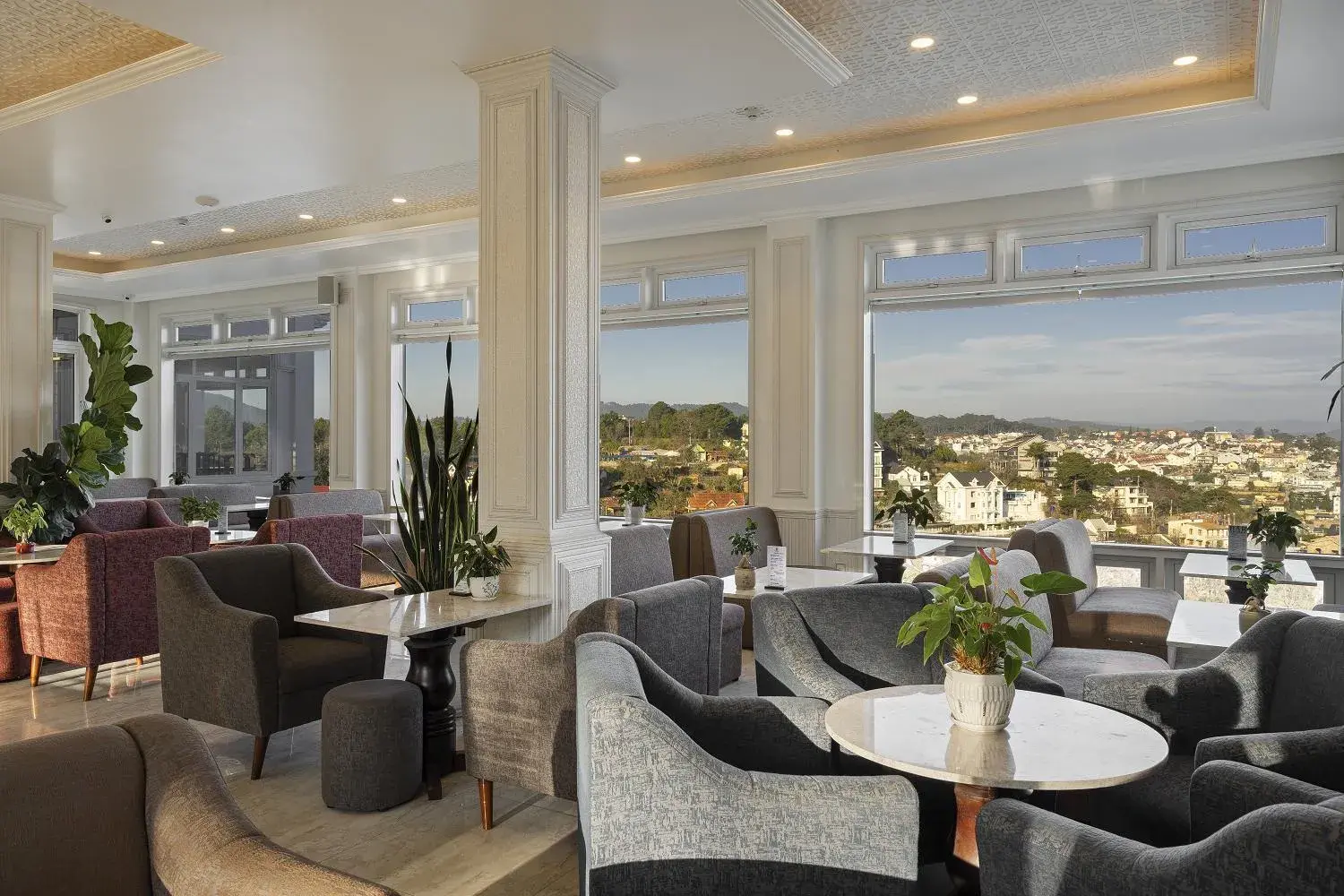 Lobby or reception in New Life Hotel - Da Lat Lobby or reception in New Life Hotel - Da Lat