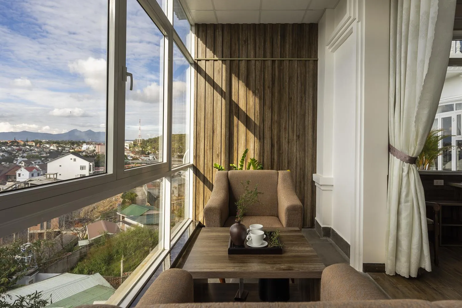 Balcony/Terrace in New Life Hotel - Da Lat