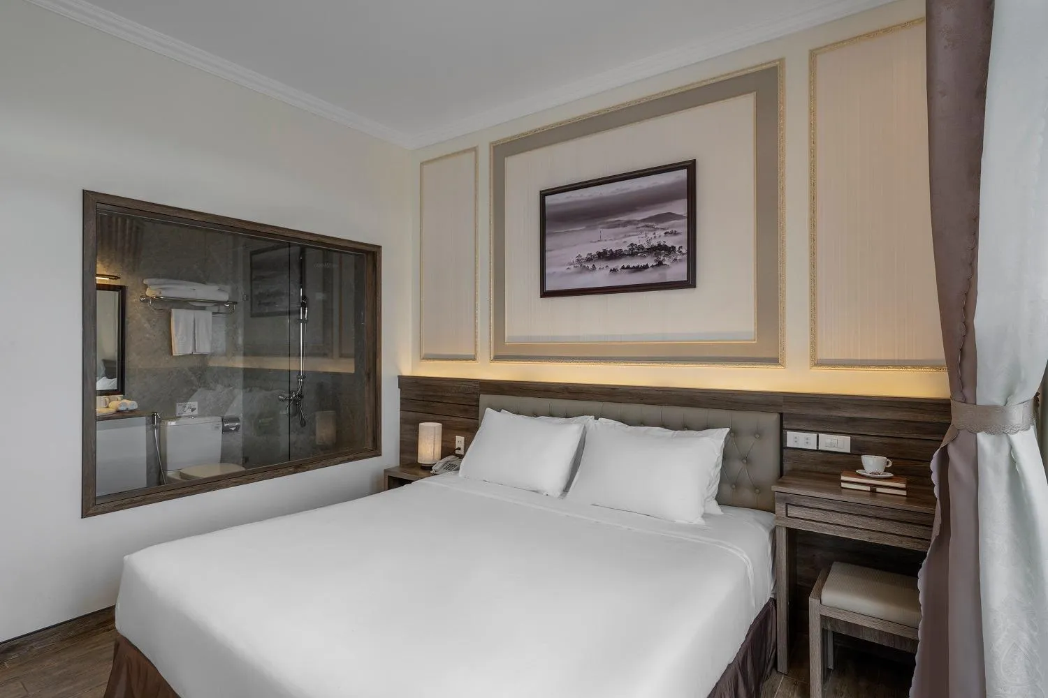 Bed in New Life Hotel - Da Lat