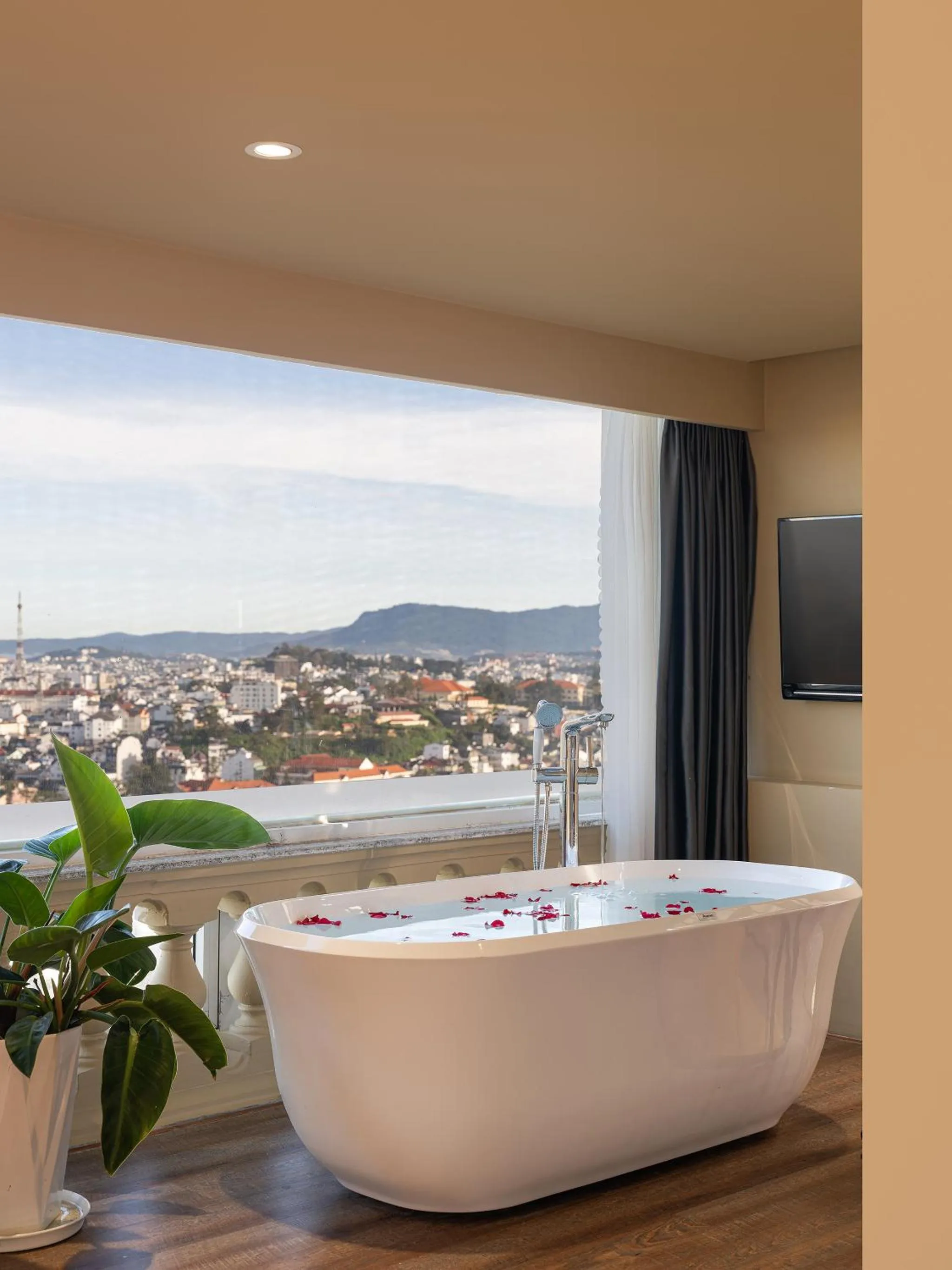 New Life Hotel - Da Lat