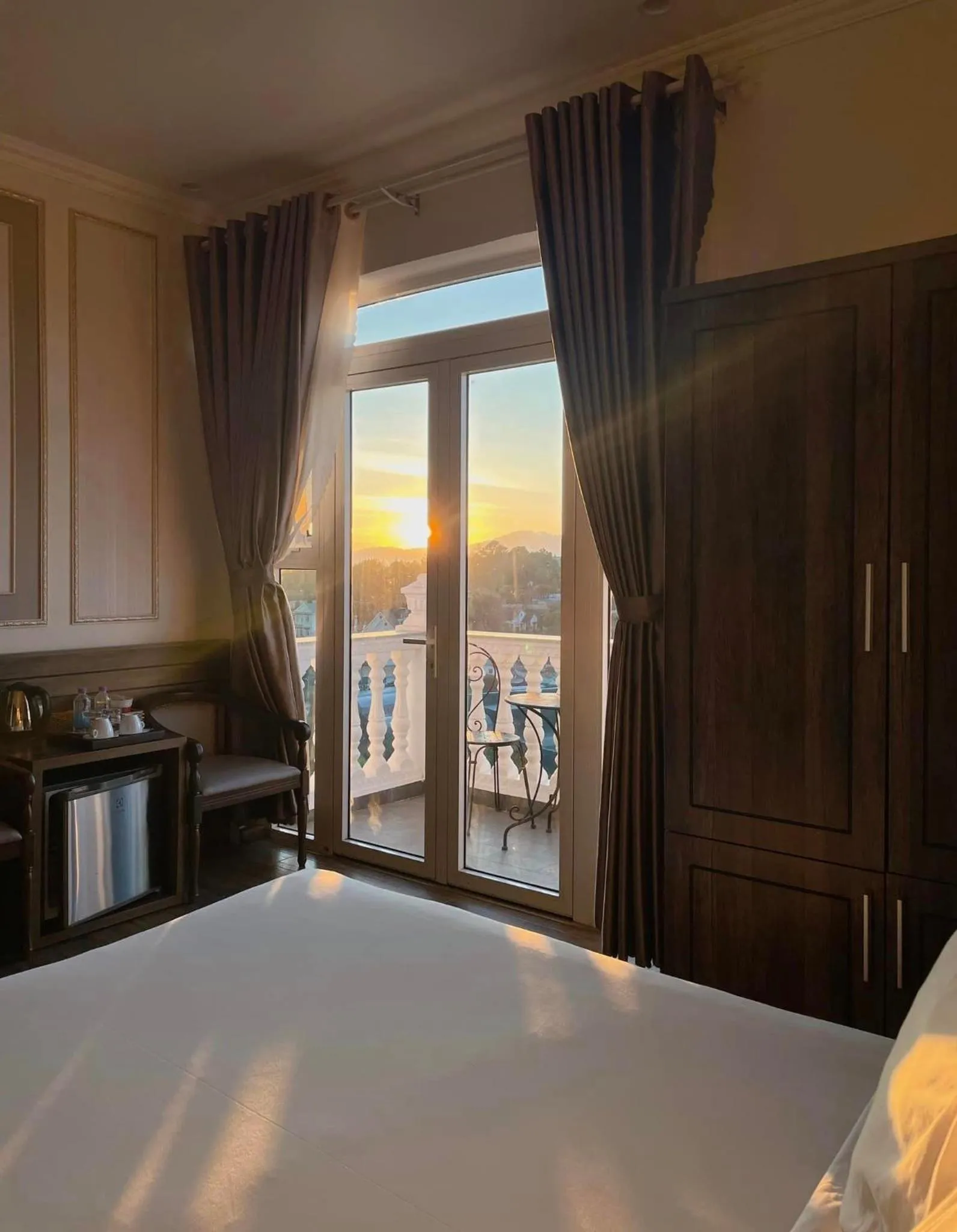 Bed in New Life Hotel - Da Lat