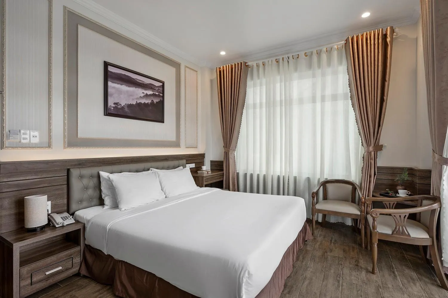 Bed in New Life Hotel - Da Lat