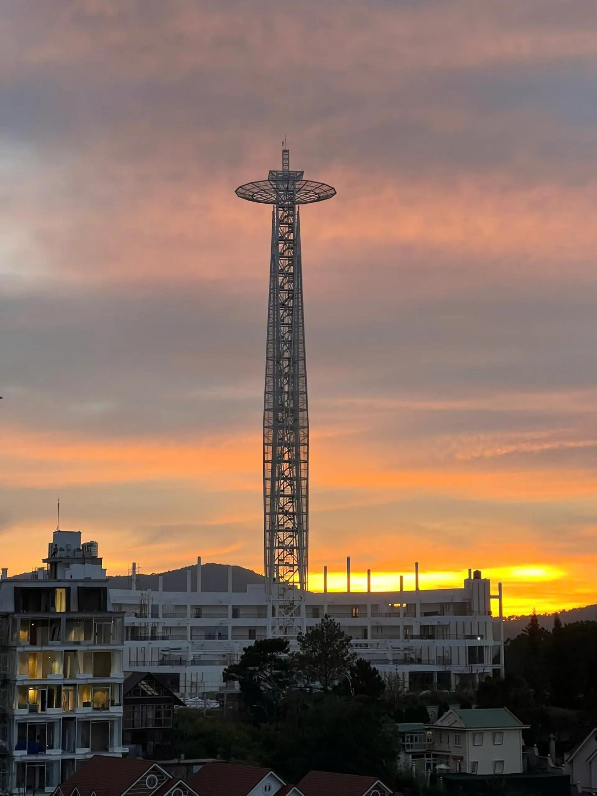 Sunset in New Life Hotel - Da Lat