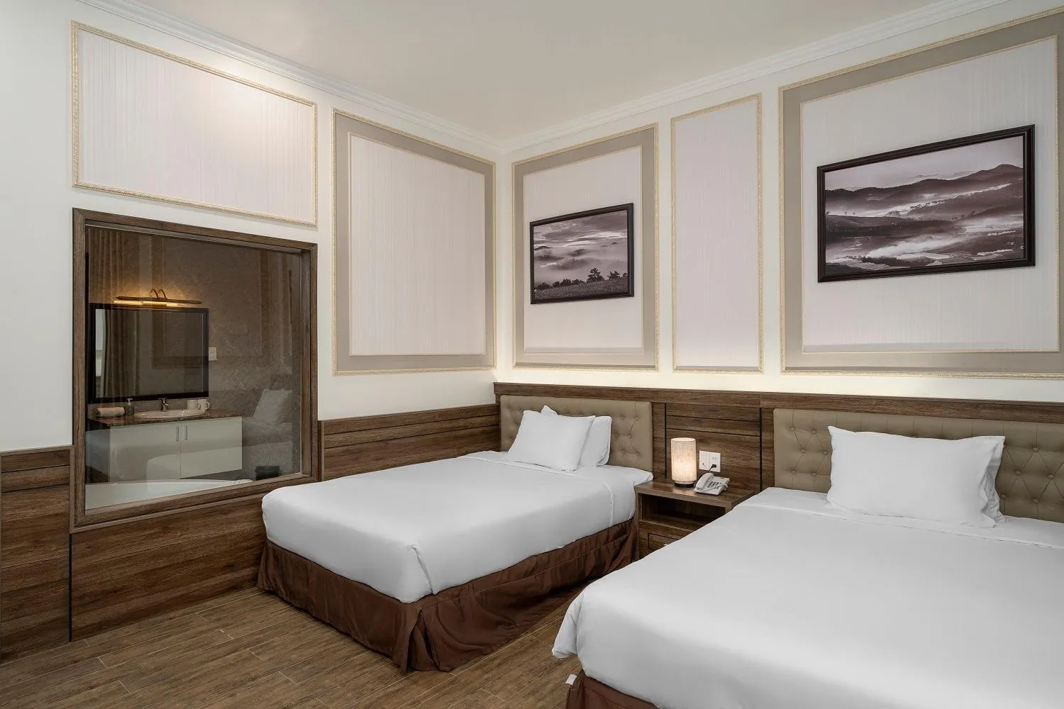 Bed in New Life Hotel - Da Lat