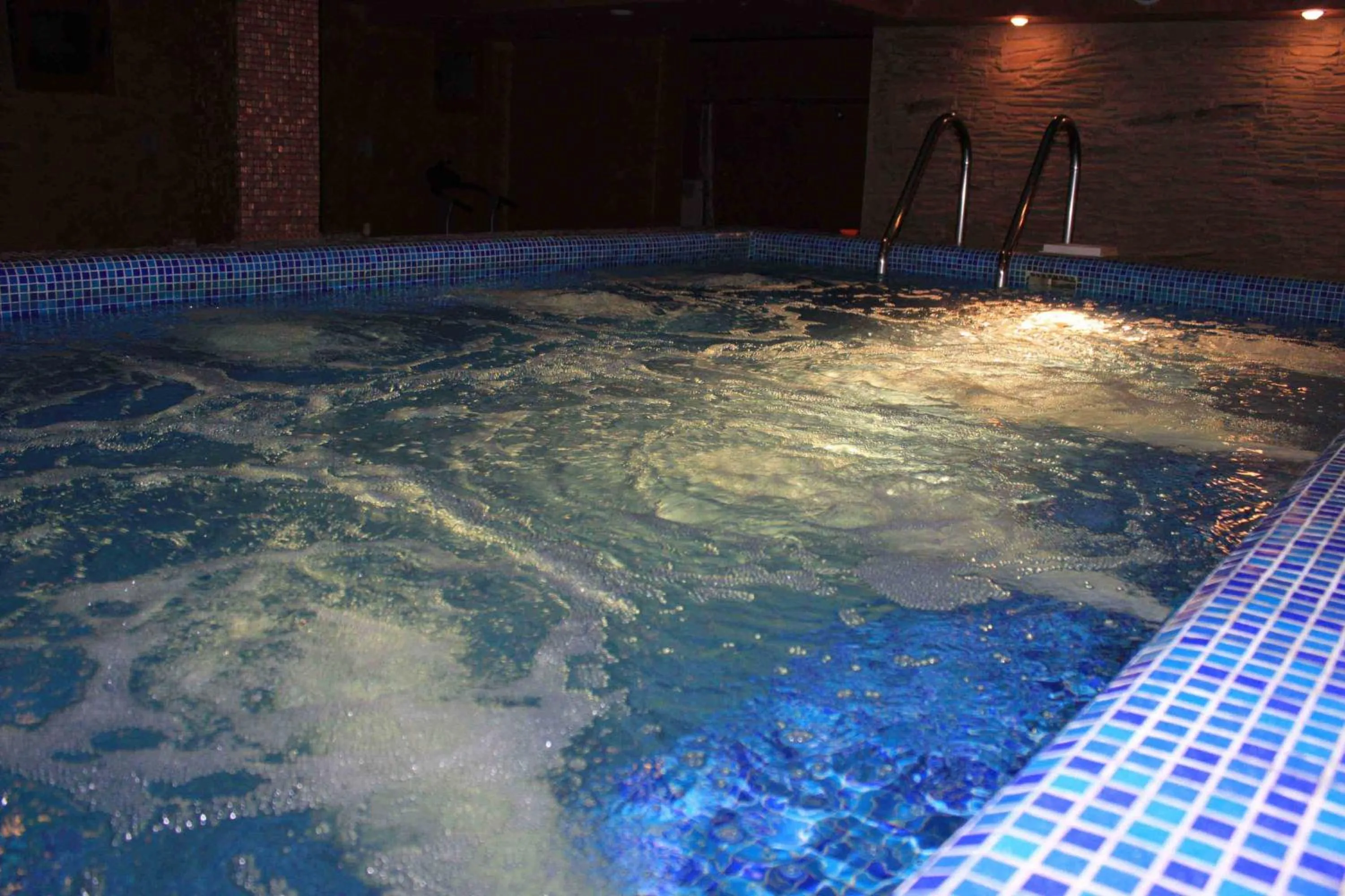 Hot Tub in Green Hisar Hotel Family