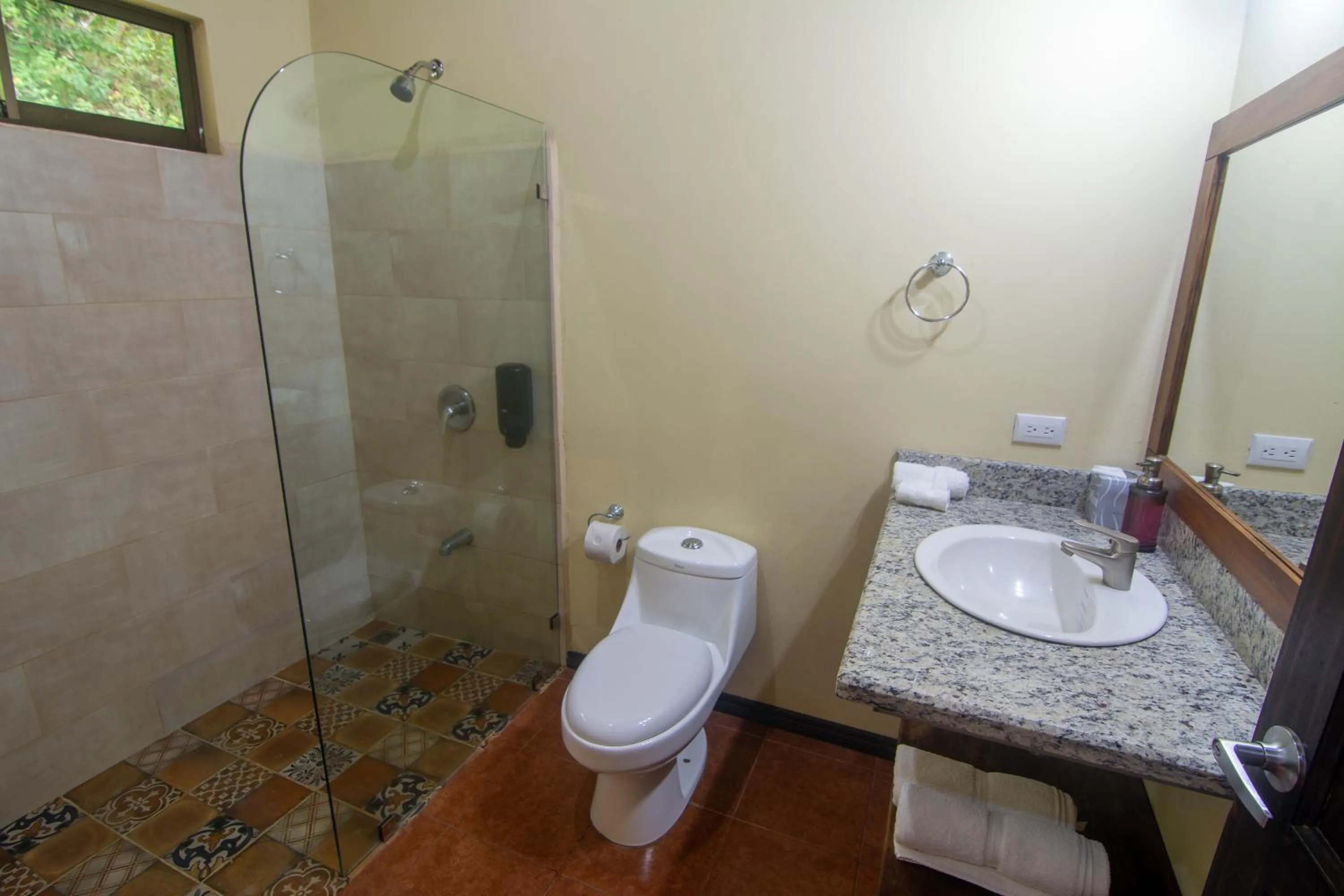 Toilet in Rinconcito Lodge