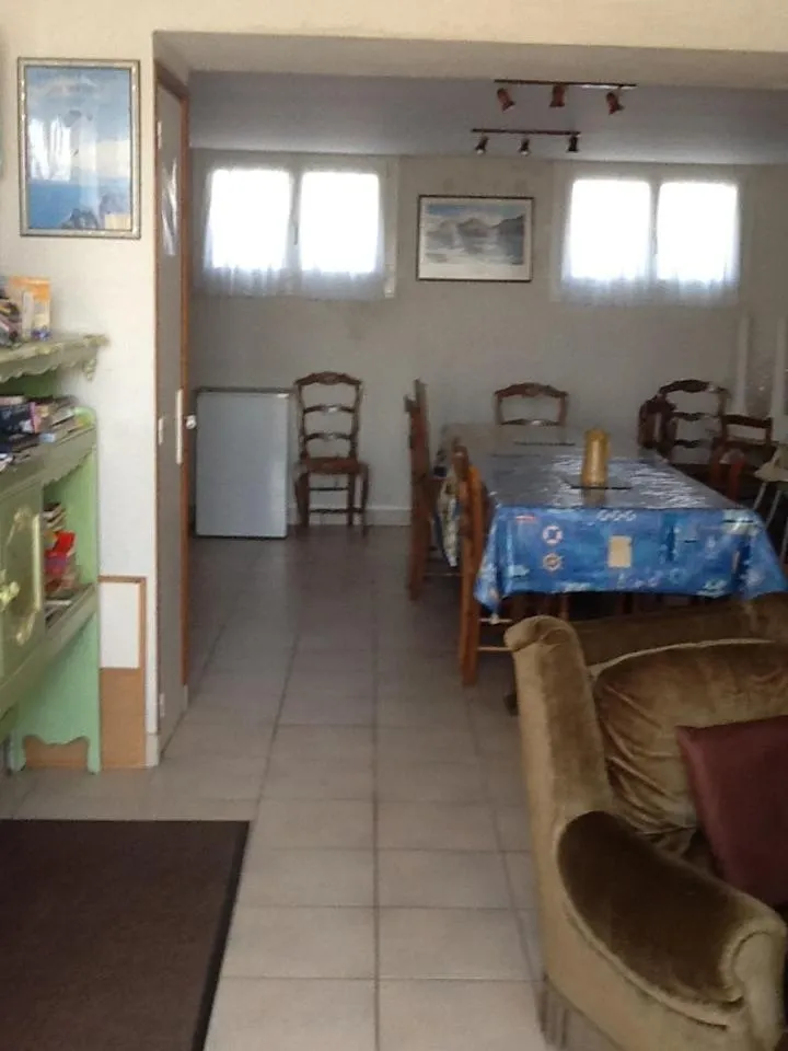 Kitchen or kitchenette in Gîtes du Ménez-Hom