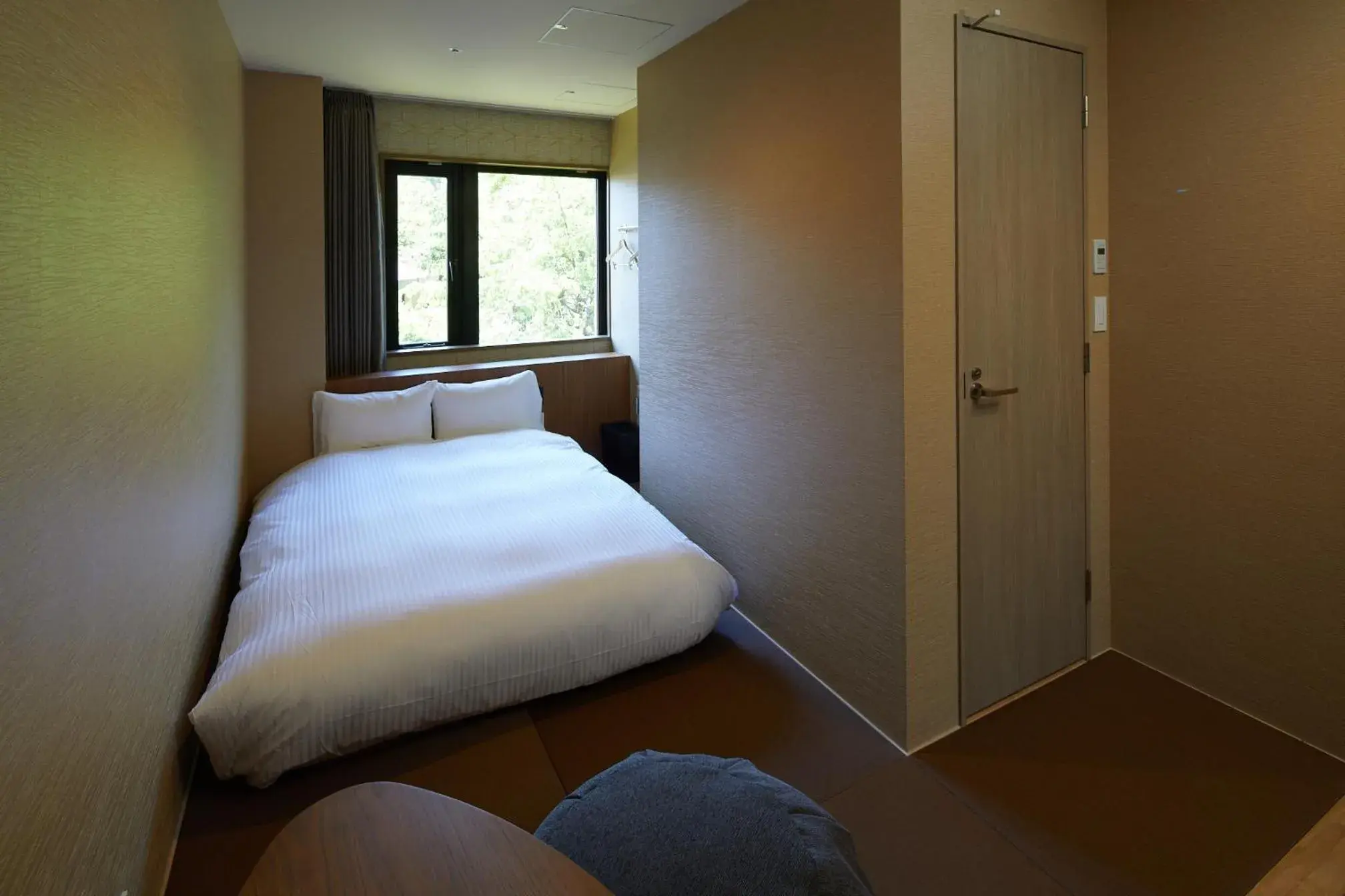 Double Room with Small Double Bed and Shared Bathroom - single occupancy in Hakone Yutowa Double Room with Small Double Bed and Shared Bathroom - single occupancy in Hakone Yutowa