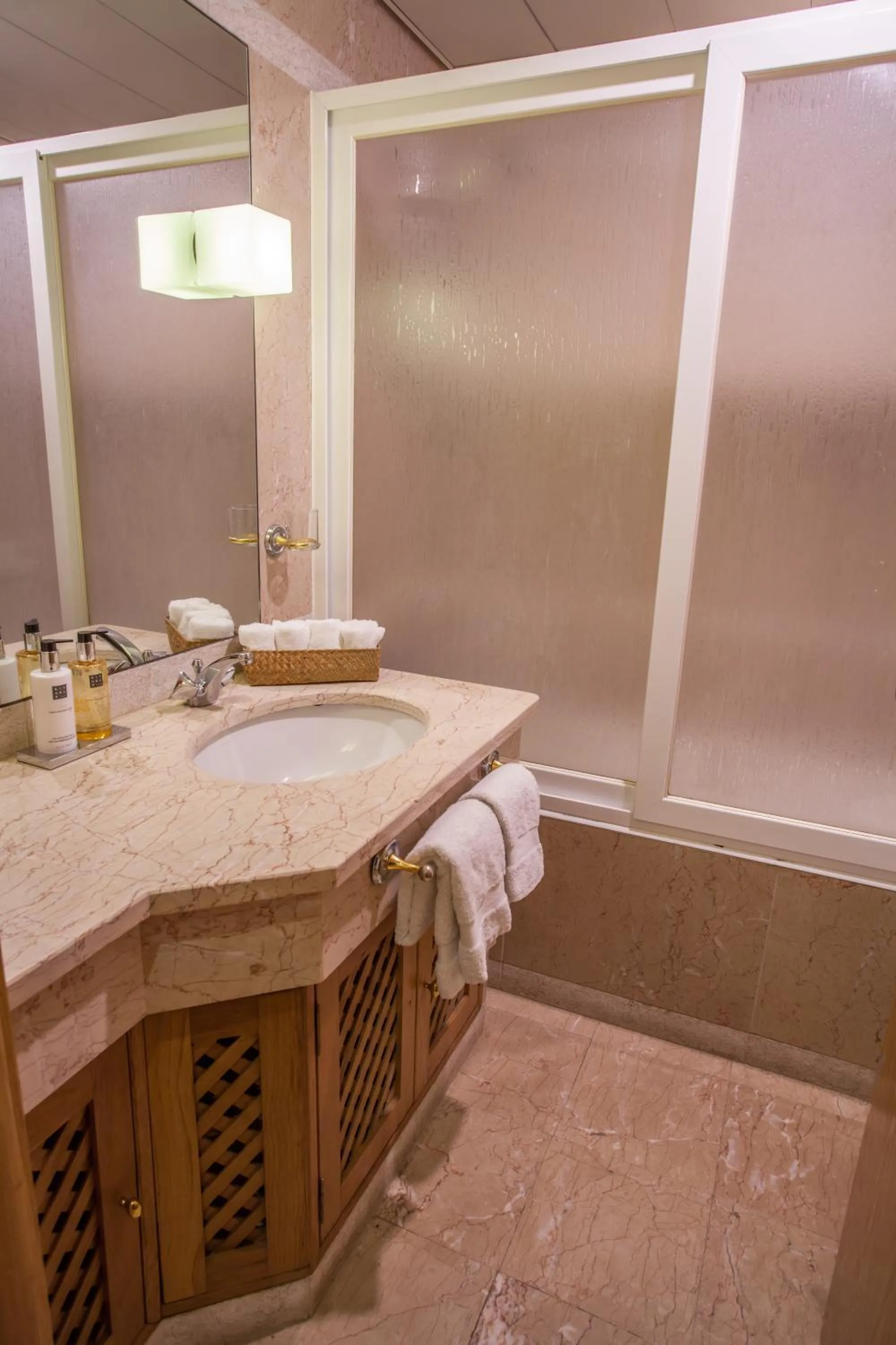 Bathroom in Quinta Miramar