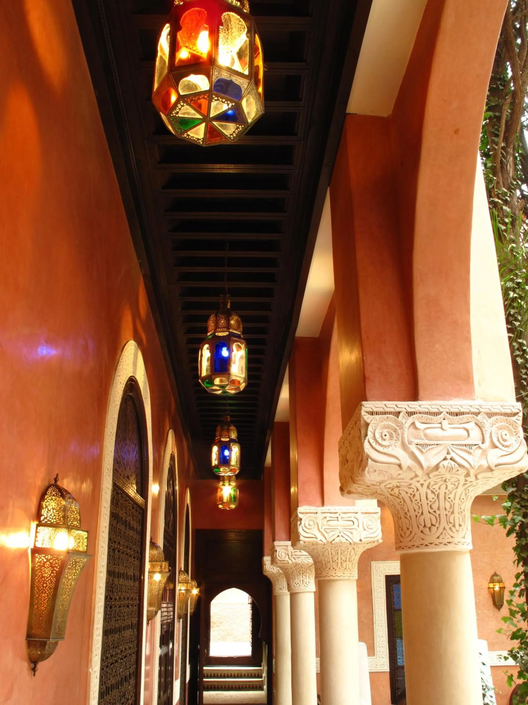 Decorative detail in Riad Le Perroquet Bleu Suites & Spa