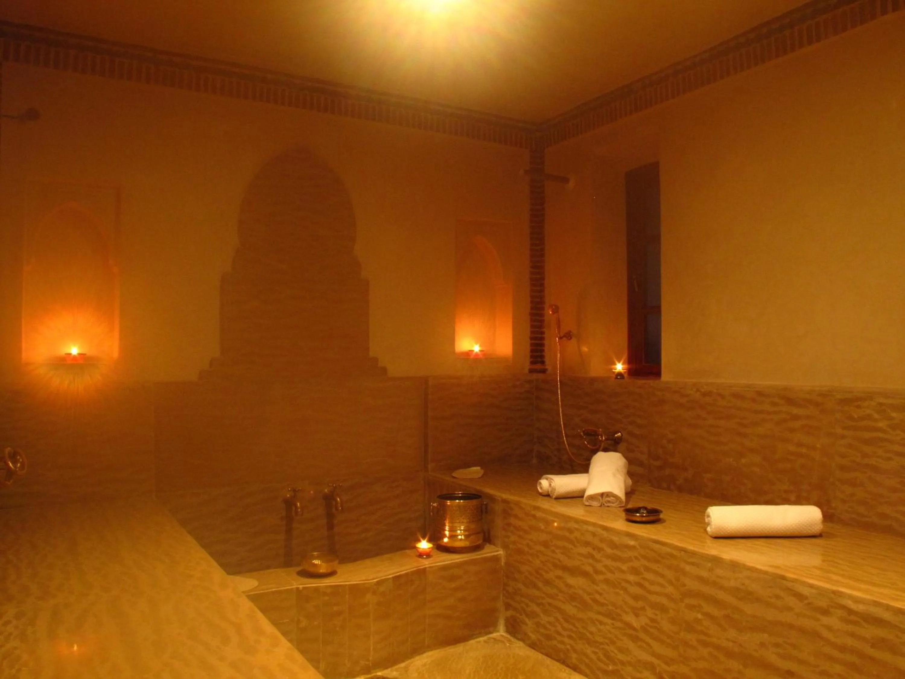 Spa and wellness centre/facilities in Riad Le Perroquet Bleu Suites & Spa