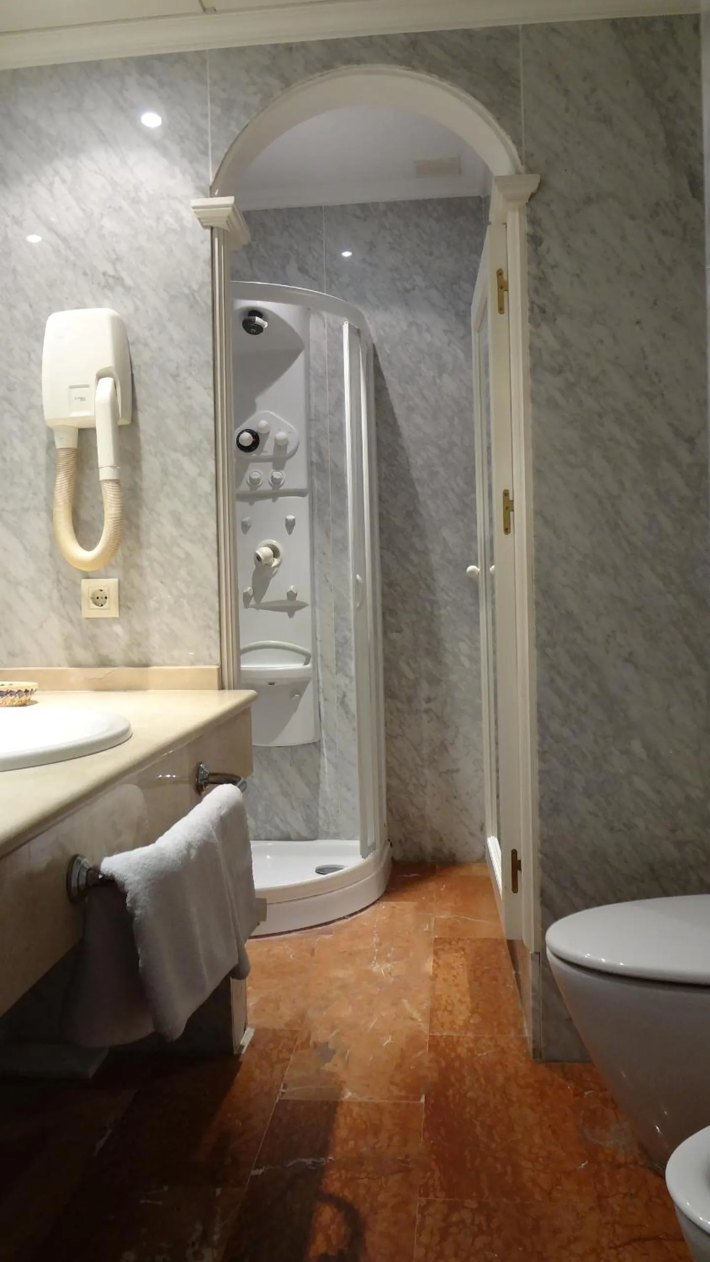 Bathroom in Hotel El Volao