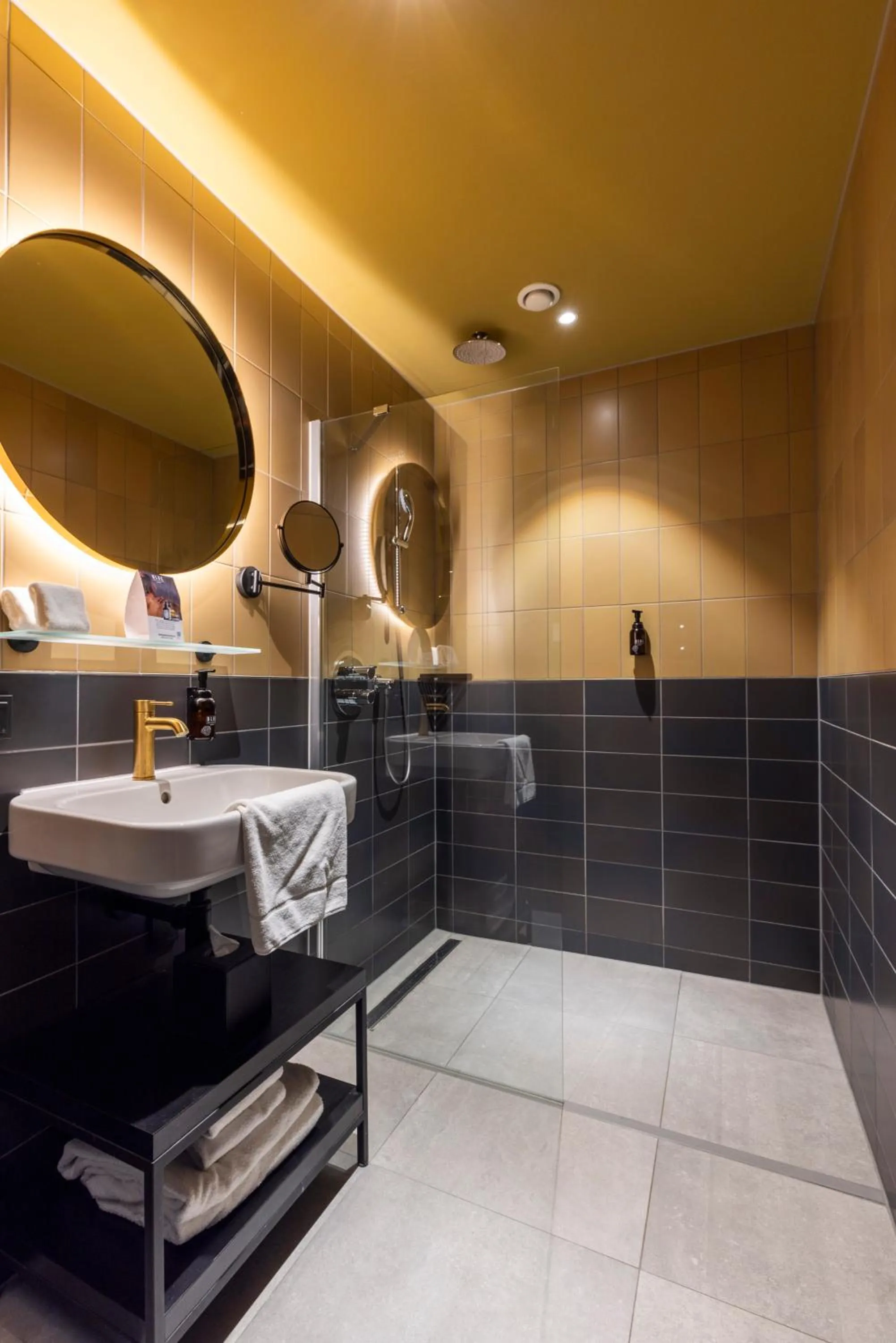 Bathroom in Fletcher Boutique Hotel Slaak-Rotterdam