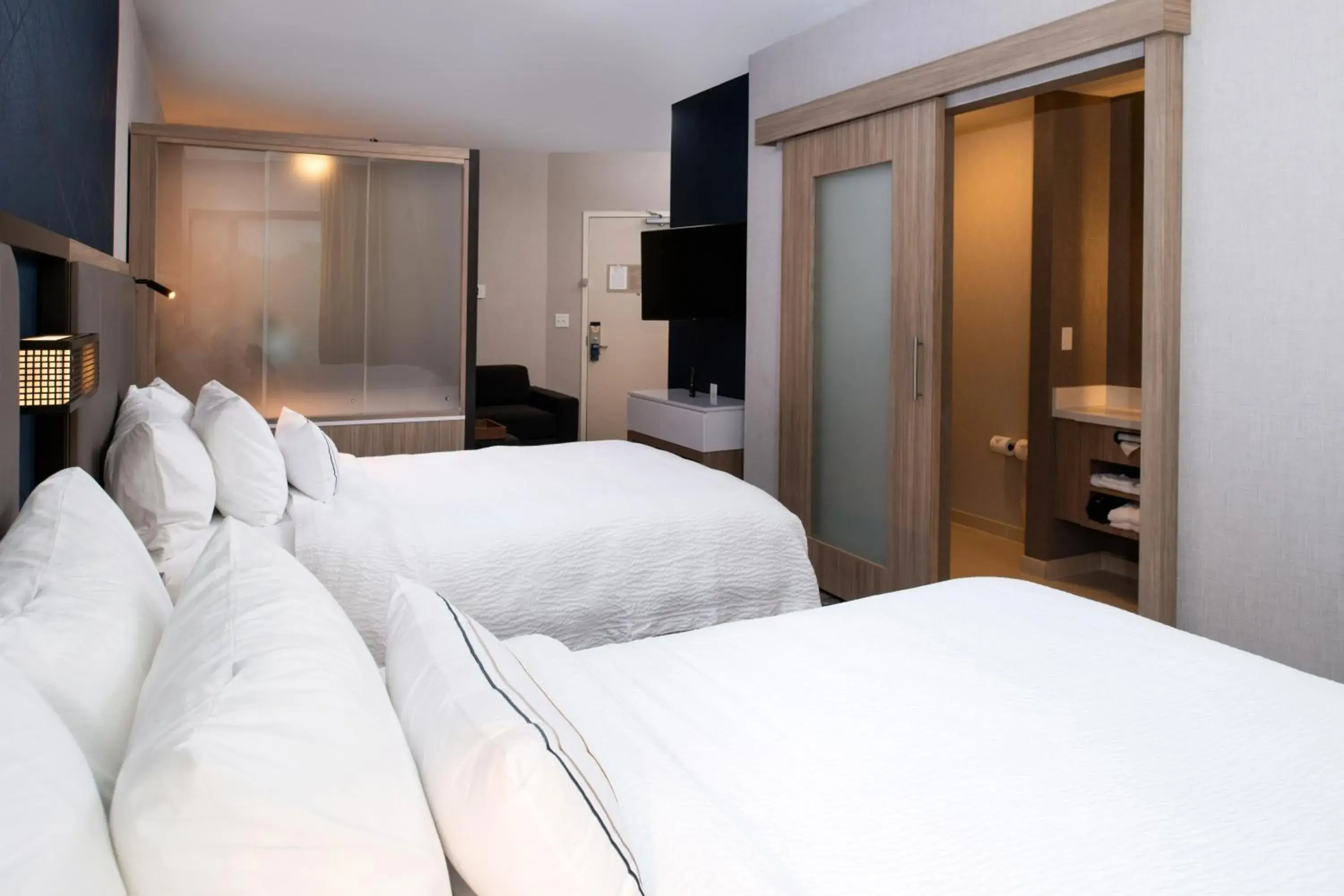 Suite, 2 Queen, Trundle bed, City view in SpringHill Suites by Marriott Elizabethtown Suite, 2 Queen, Trundle bed, City view in SpringHill Suites by Marriott Elizabethtown