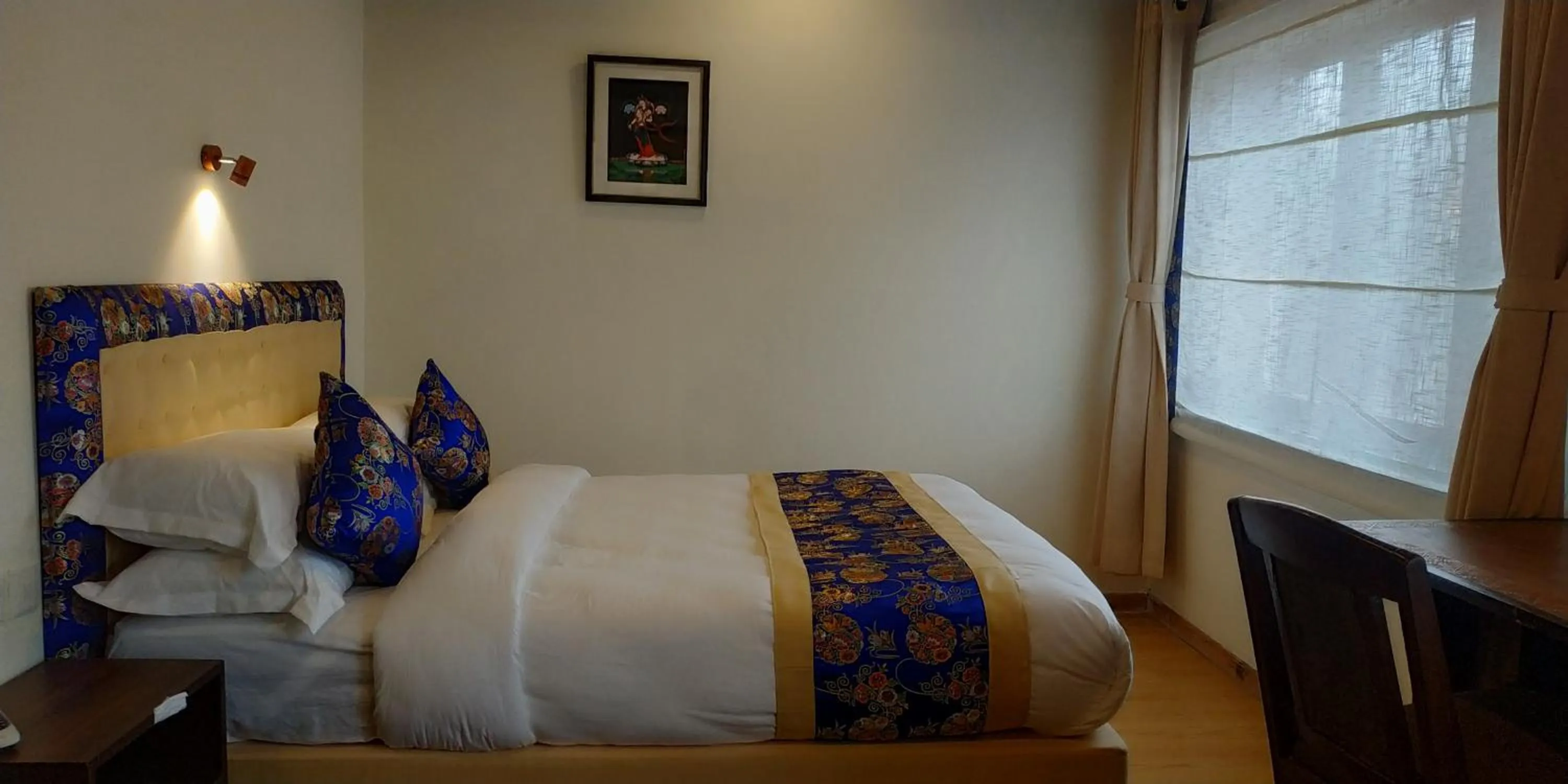 Bed in Heranya La:Ku