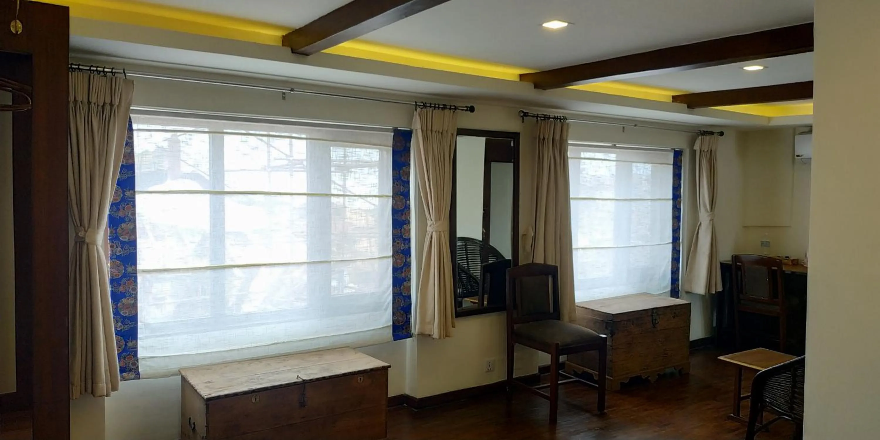 Seating area in Heranya La:Ku