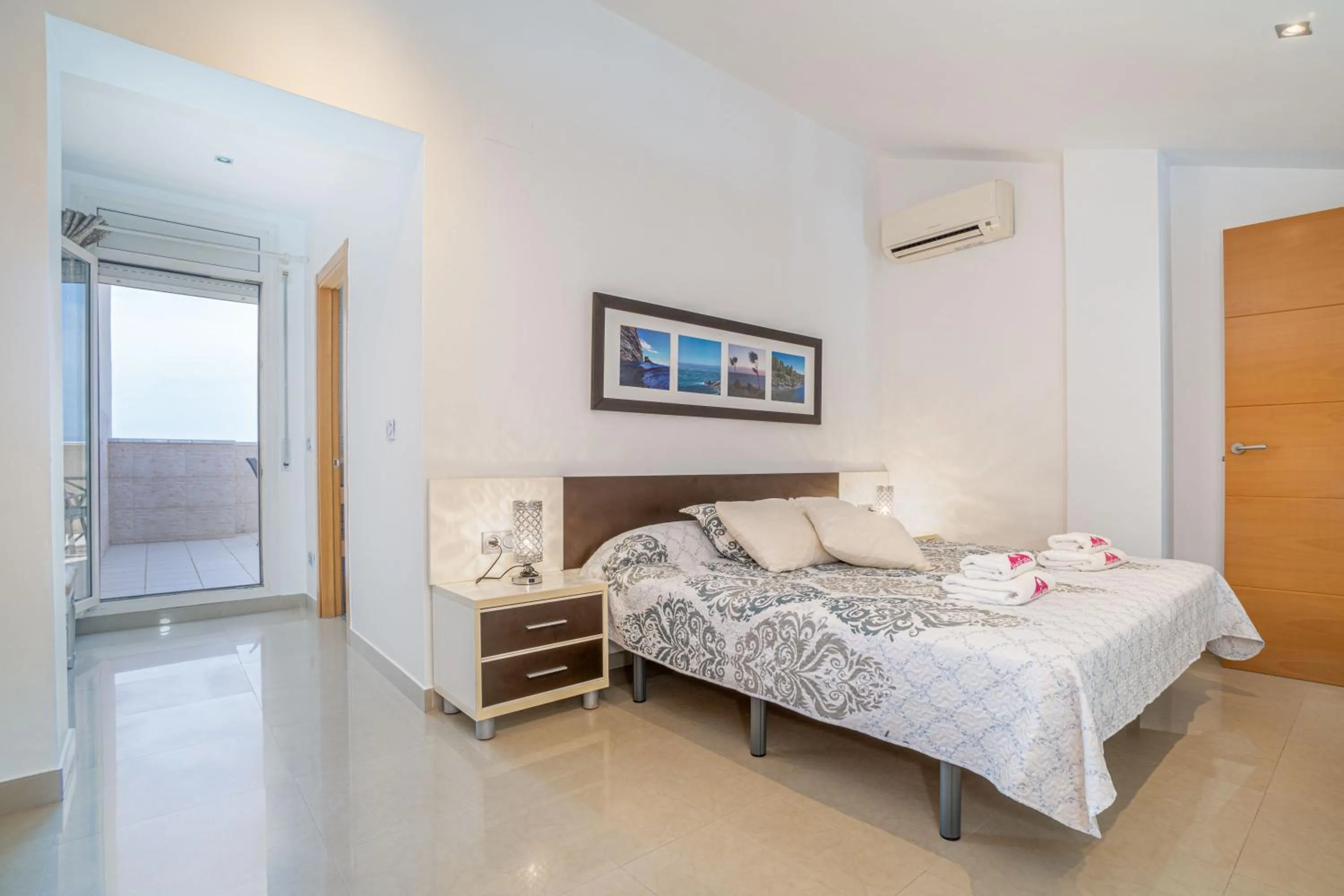 Bedroom, Bed in Apart-rent Penthouse Port Grec 0160