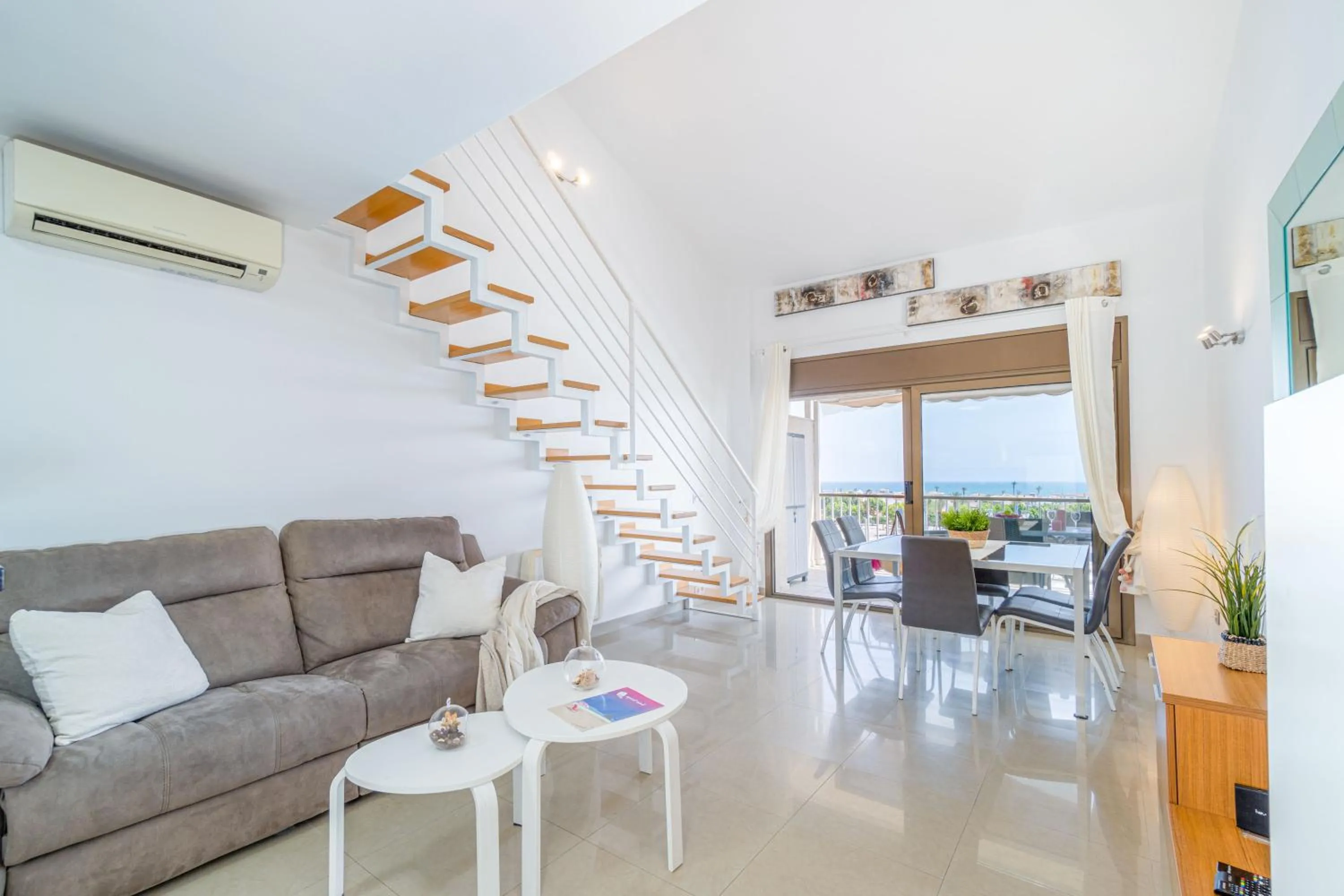 Living room in Apart-rent Penthouse Port Grec 0160