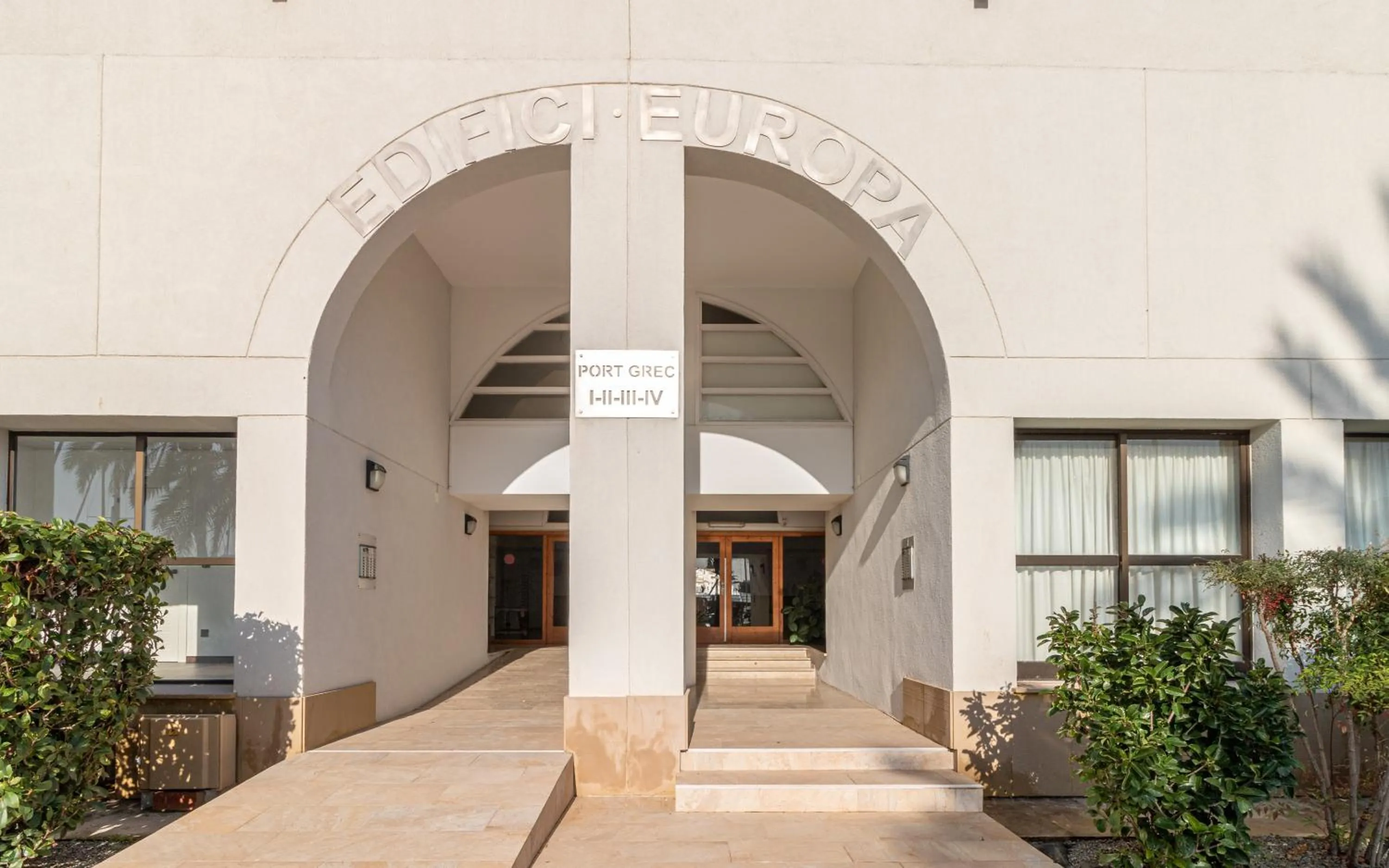Facade/entrance in Apart-rent Penthouse Port Grec 0160