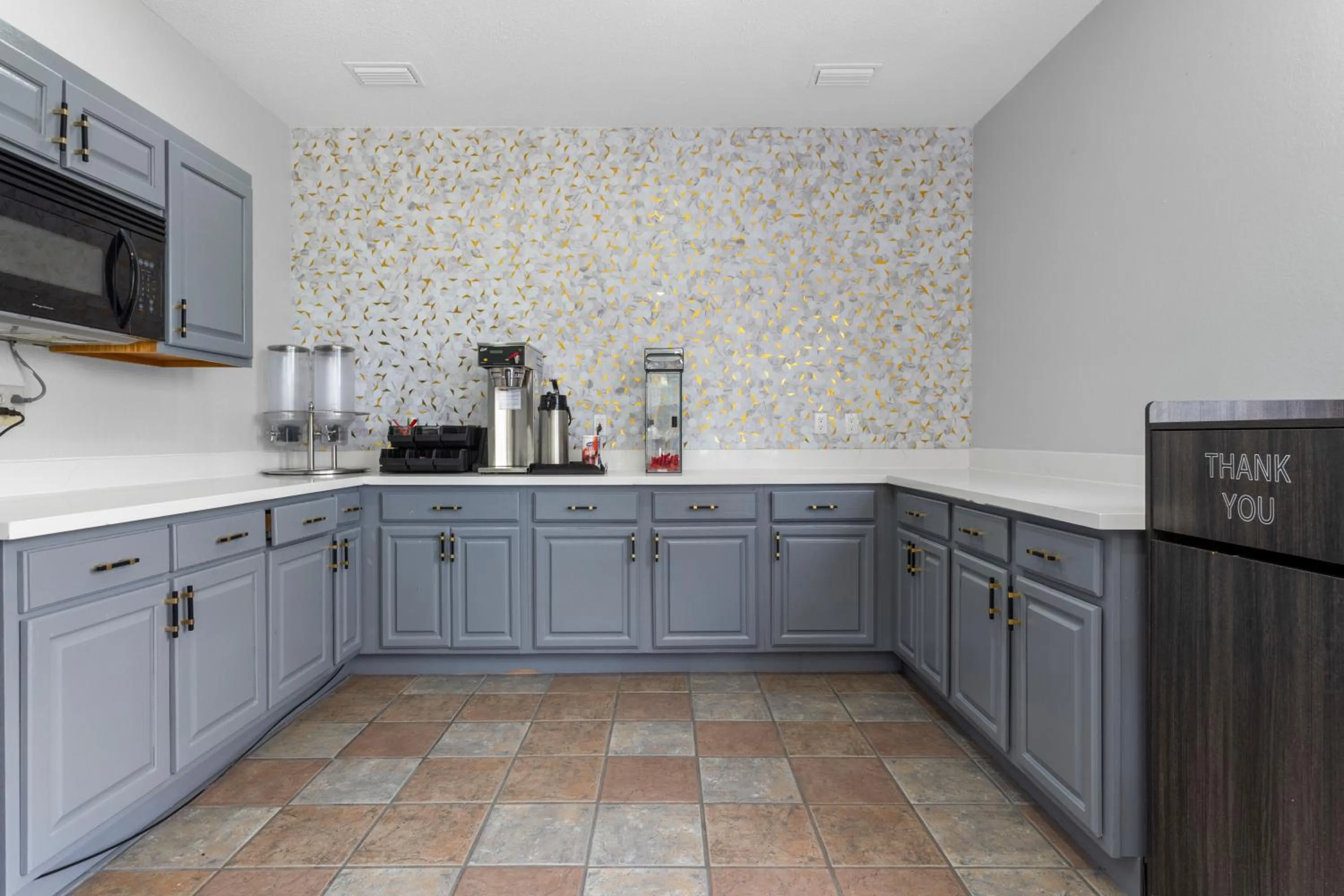 MAGNOLIA INN of BILOXI,OCEAN SPRINGS,PASCAGOULA & GAUTIER