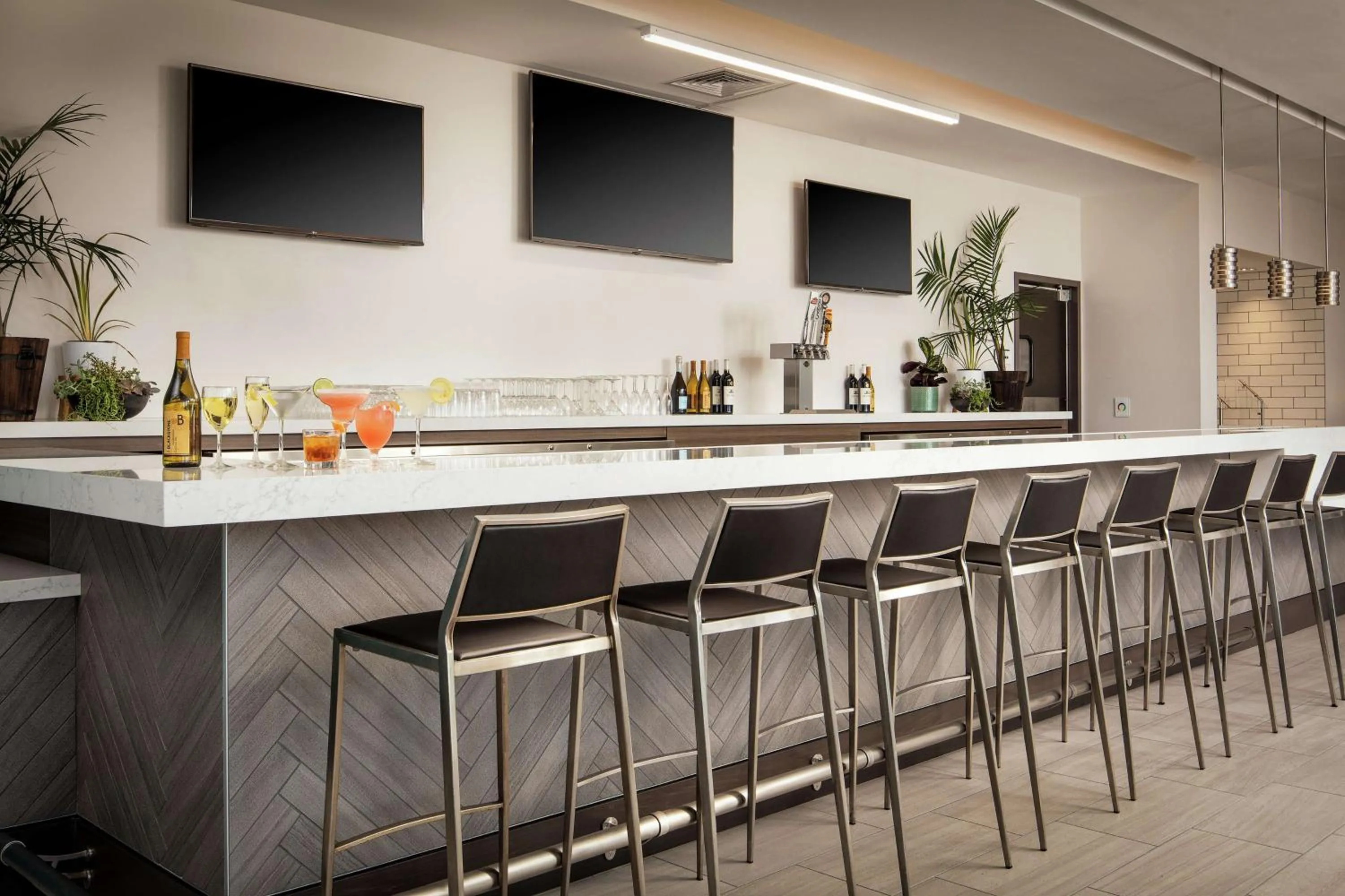 Lounge or bar in Hilton Garden Inn Sacramento Airport Natomas