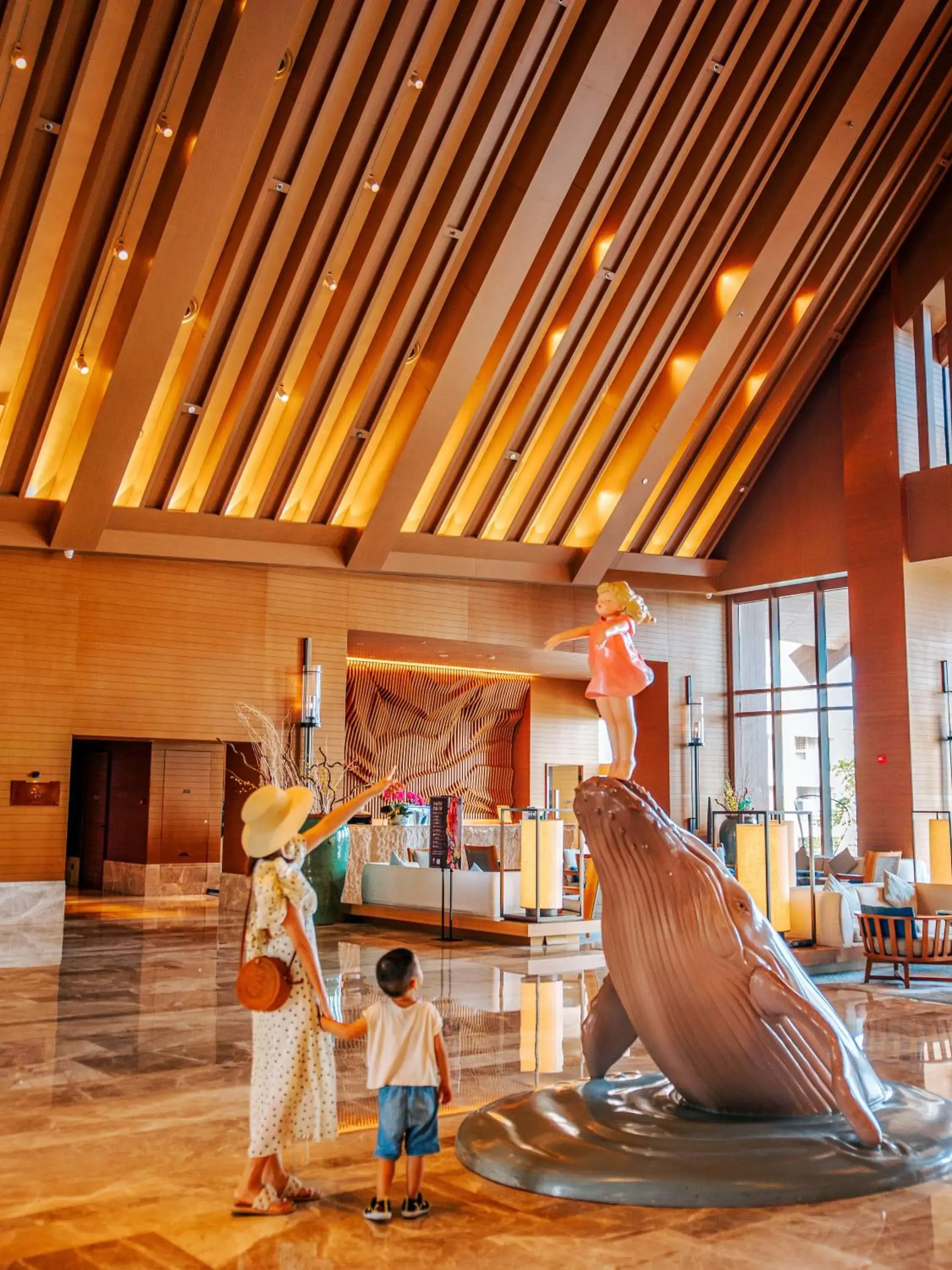 Lobby or reception in DoubleTree by Hilton Shanwei Lobby or reception in DoubleTree by Hilton Shanwei