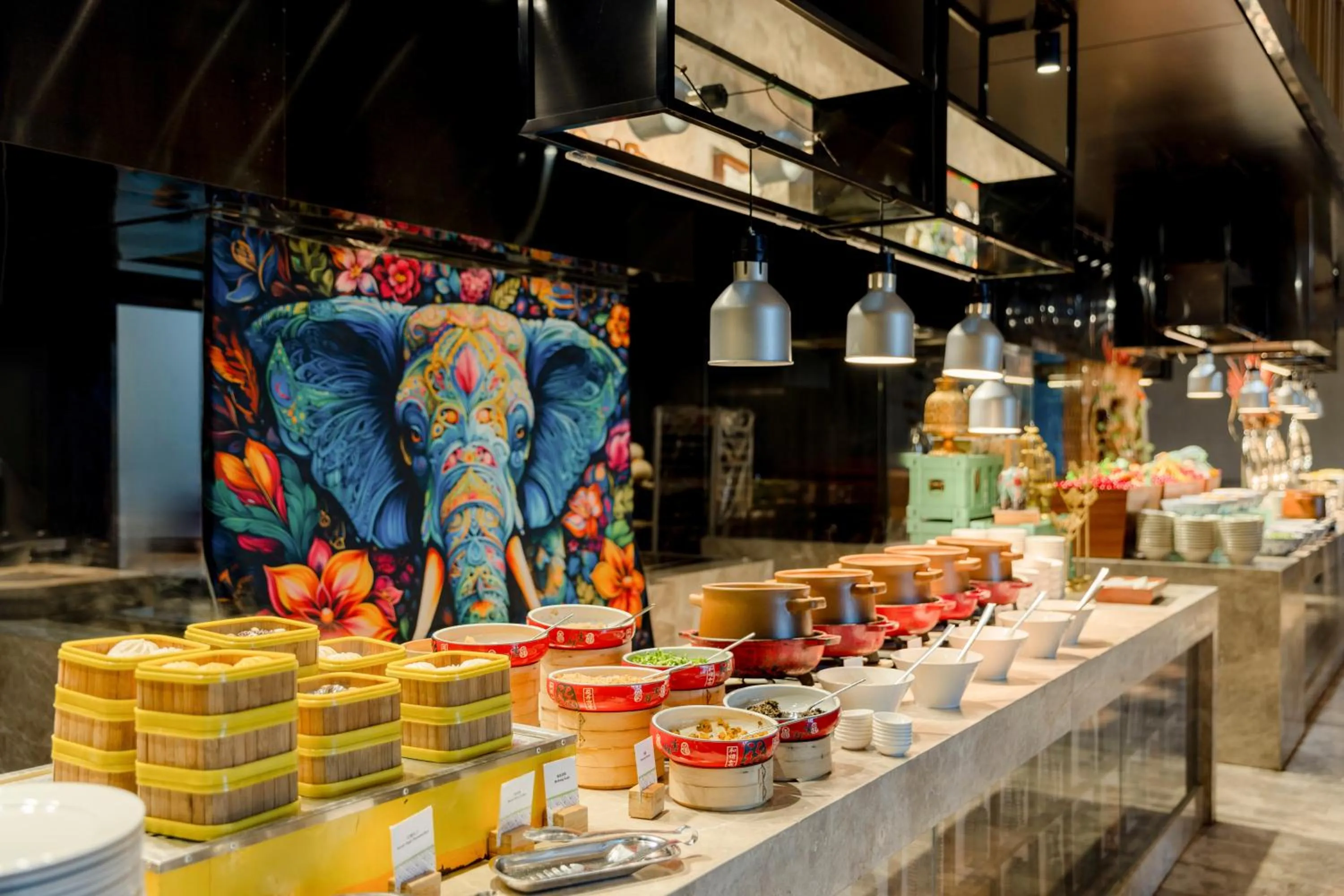 Restaurant/places to eat in DoubleTree by Hilton Shanwei