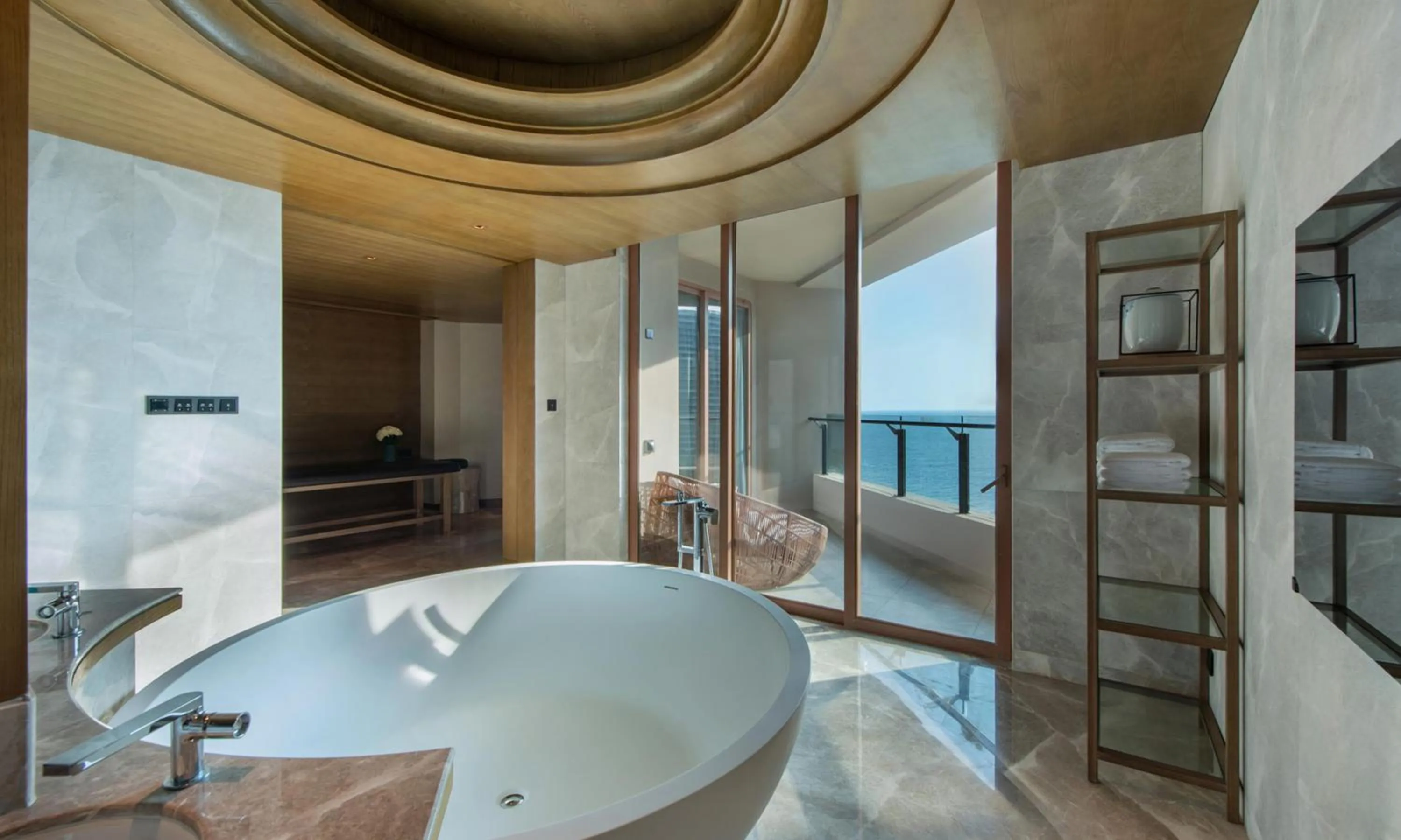 Bathroom in DoubleTree by Hilton Shanwei