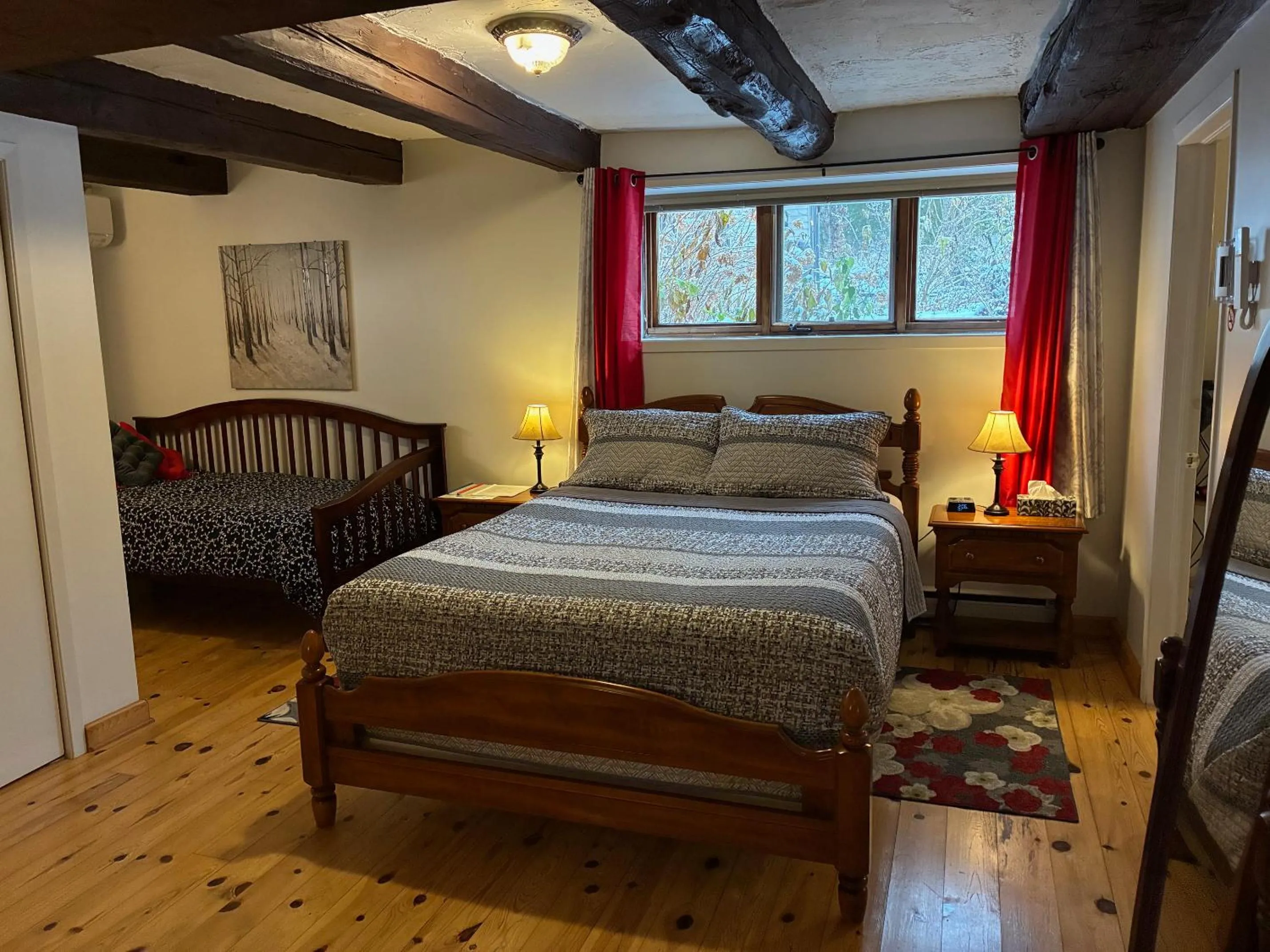 Bedroom, Bed in La Grange Country Inn